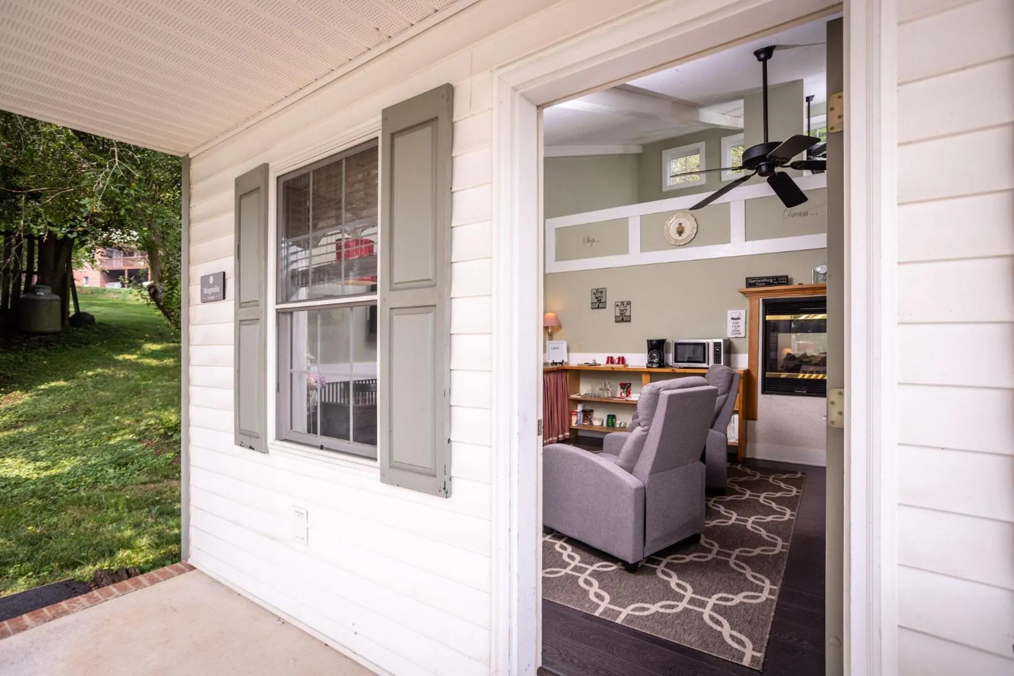 Property building in By the Side of the Road Inn & Cottages