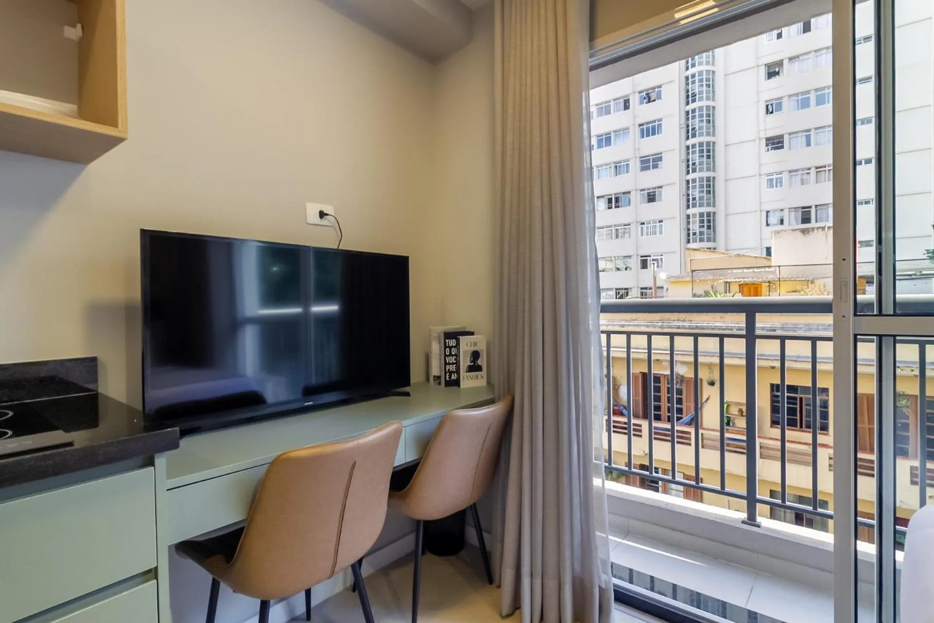 Dining area in 360 Ascent Paulista