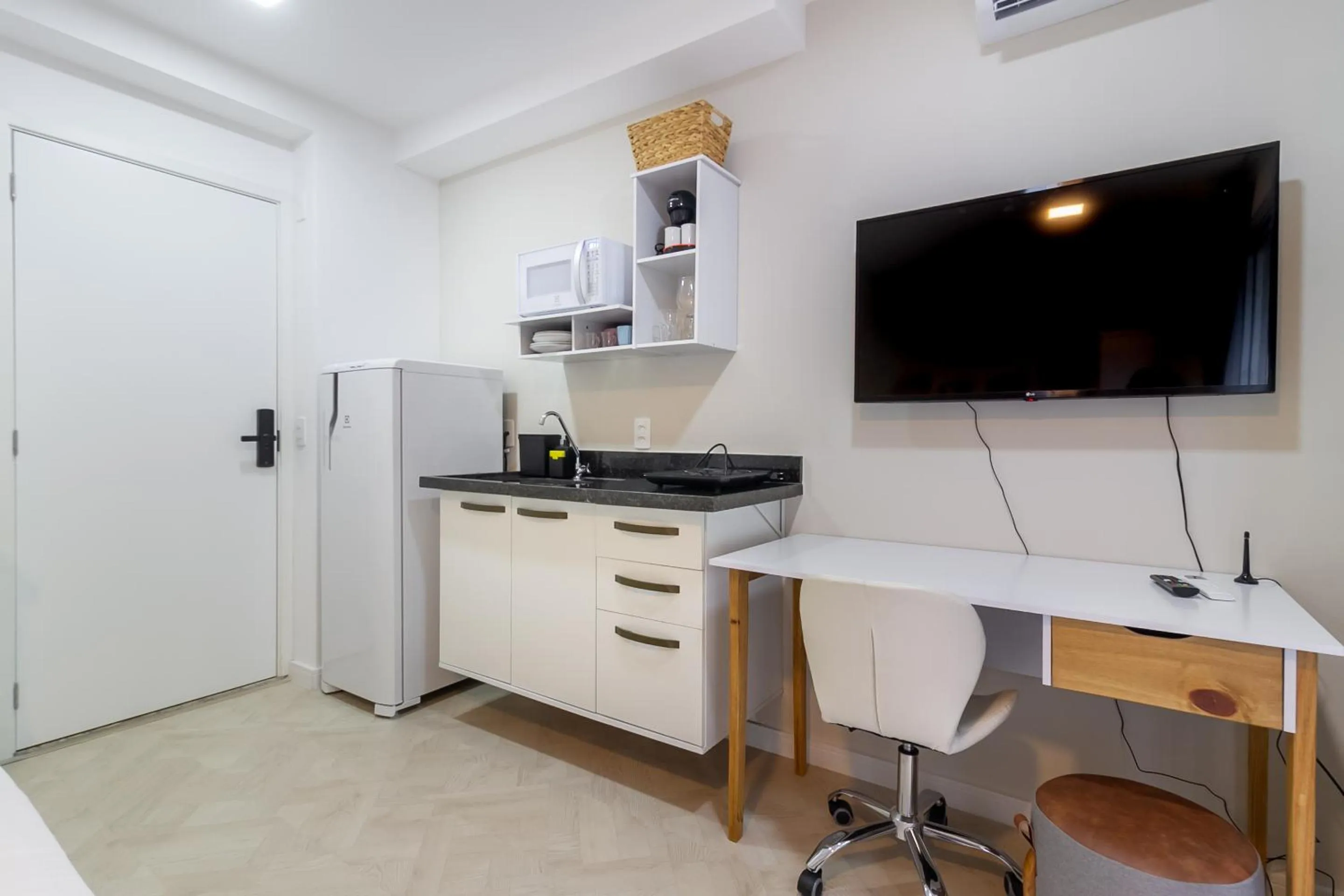Kitchen or kitchenette in 360 Ascent Paulista