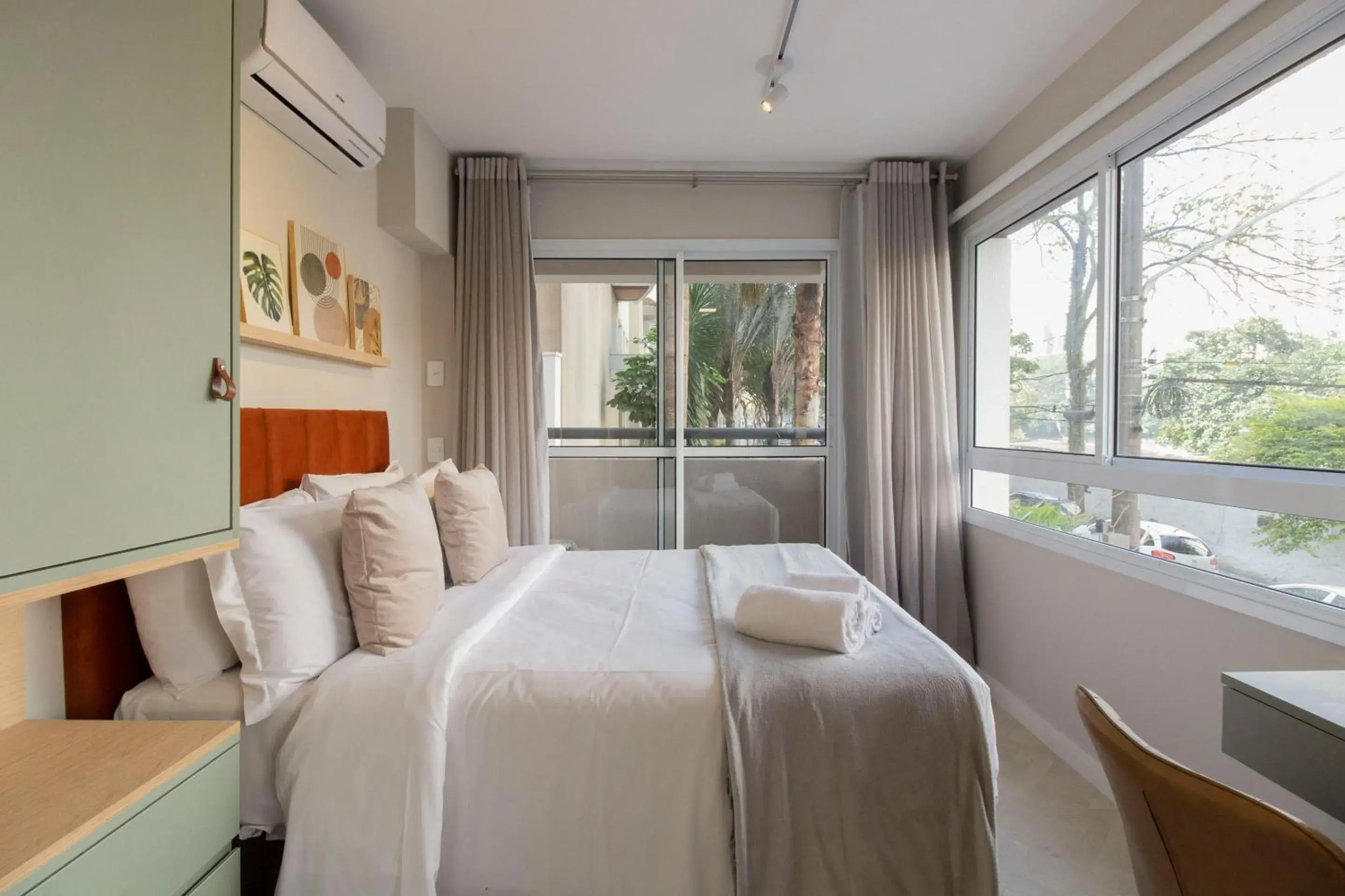 Studio in 360 Ascent Paulista Studio in 360 Ascent Paulista