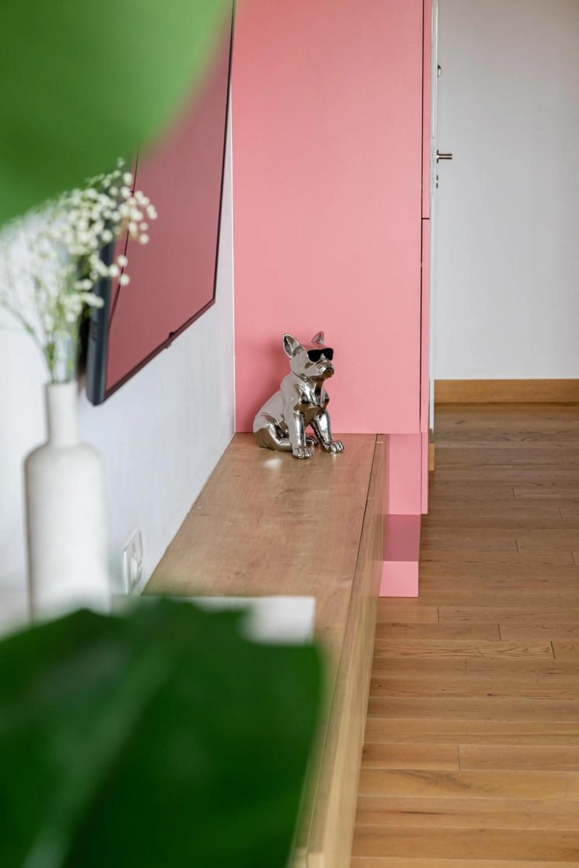 Earth Boutique Apartments next to Stavros Niarchos