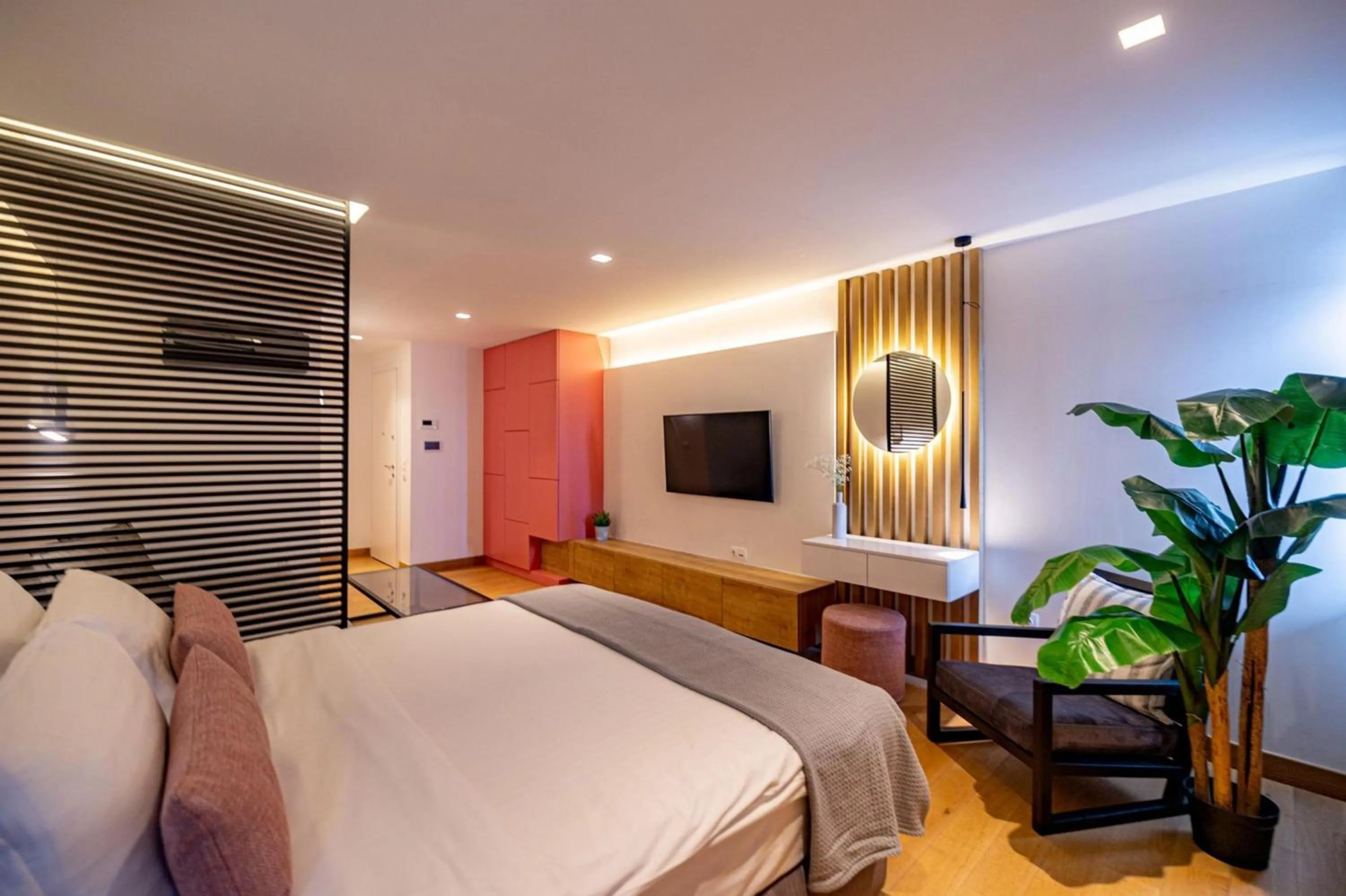 Earth Boutique Apartments next to Stavros Niarchos