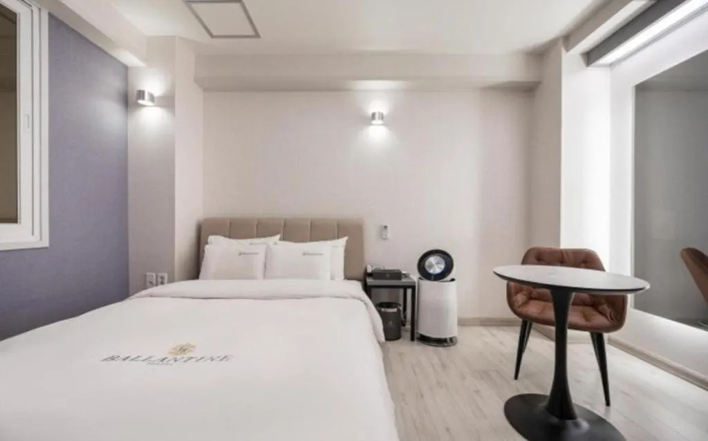 Ballantine Business Hotel