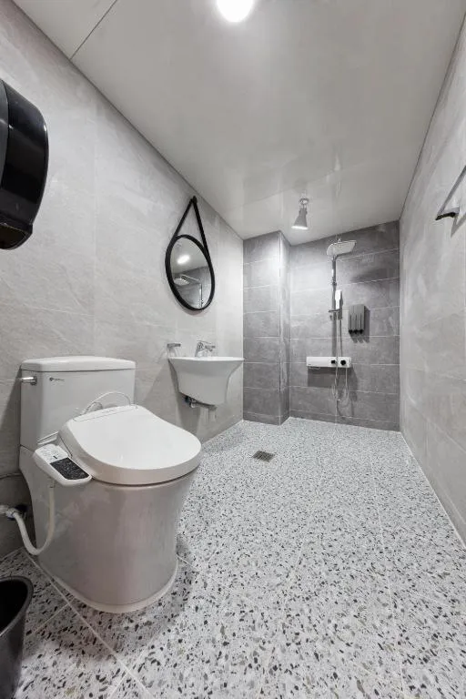 Ballantine Business Hotel