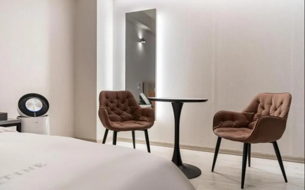 Ballantine Business Hotel