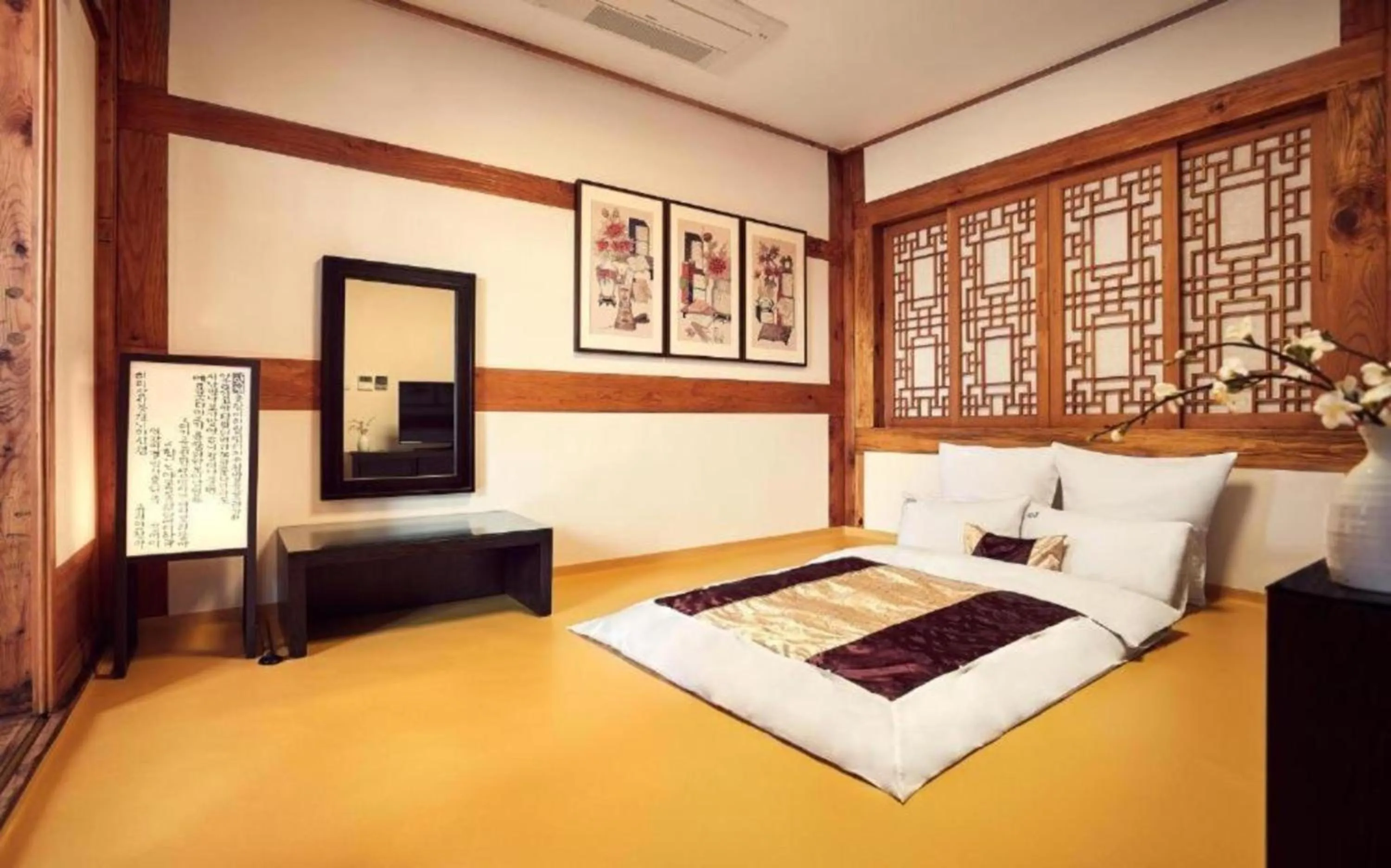 Bed in Hanok Stay Namwonyechon by Kensington