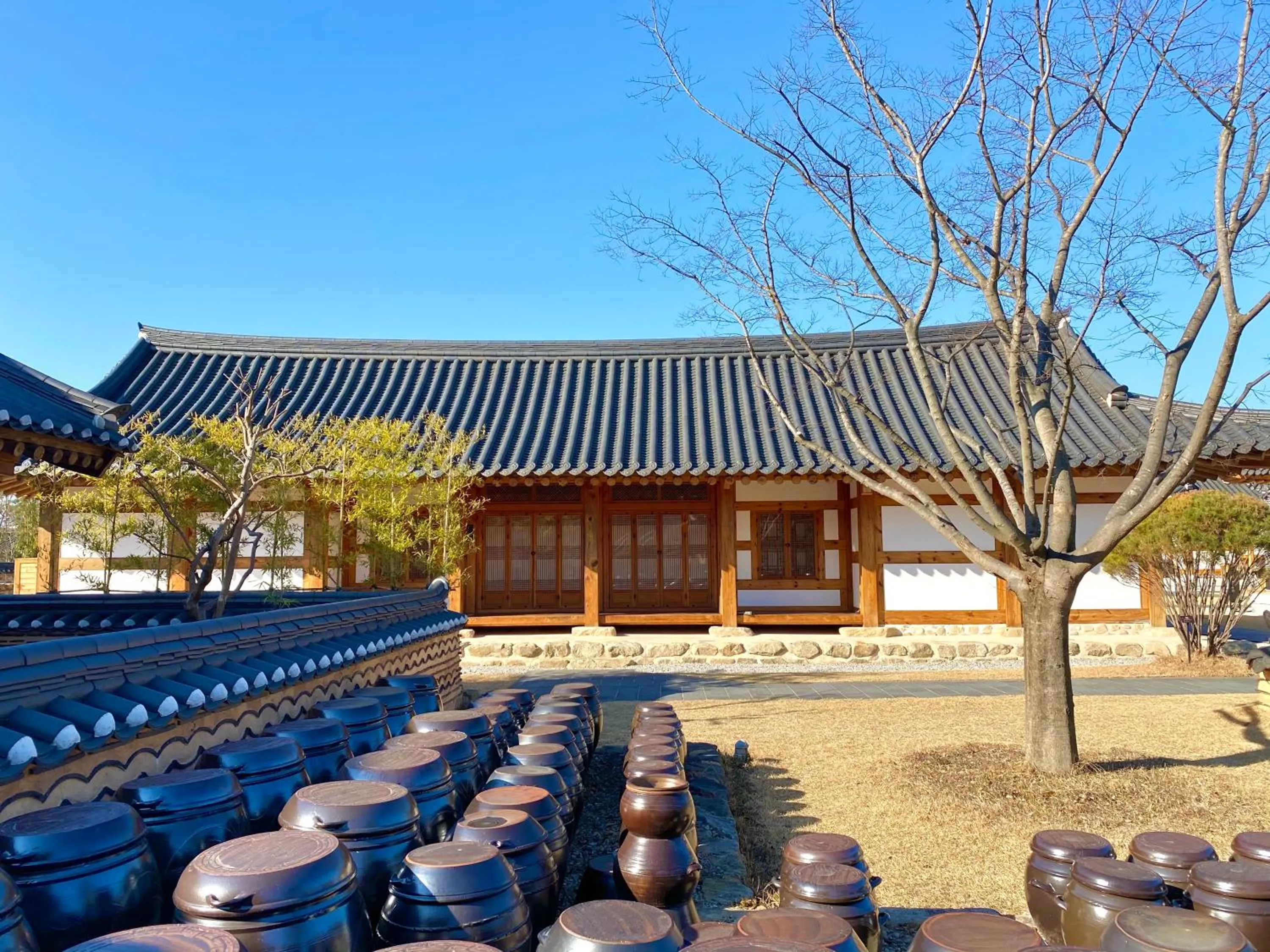 Hanok Stay Namwonyechon by Kensington
