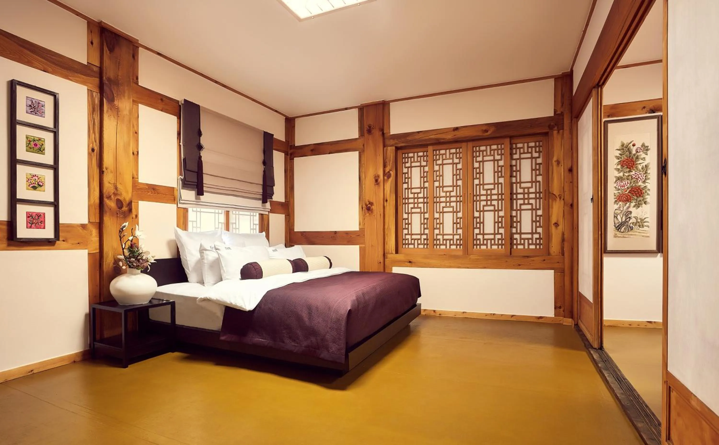 Bed in Hanok Stay Namwonyechon by Kensington