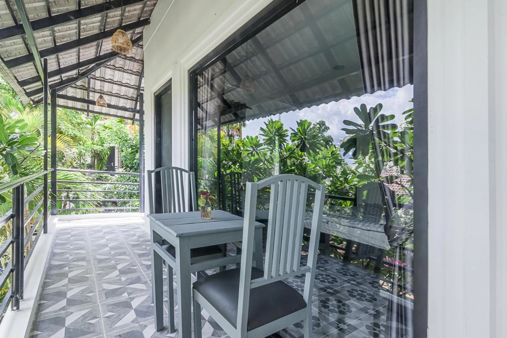Seating area in The Botanic Garden Hotel