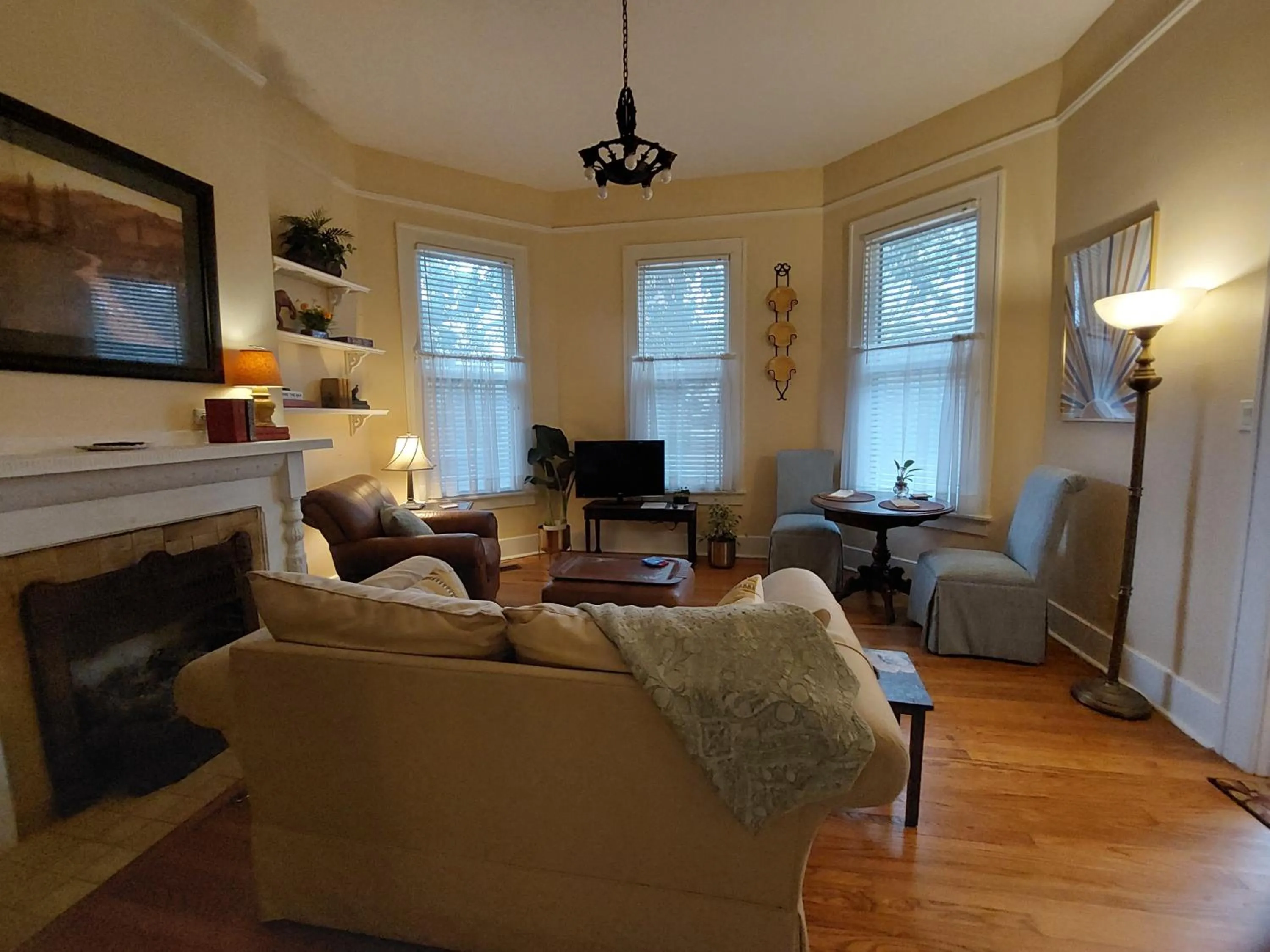 TV and multimedia in Urban Cottages