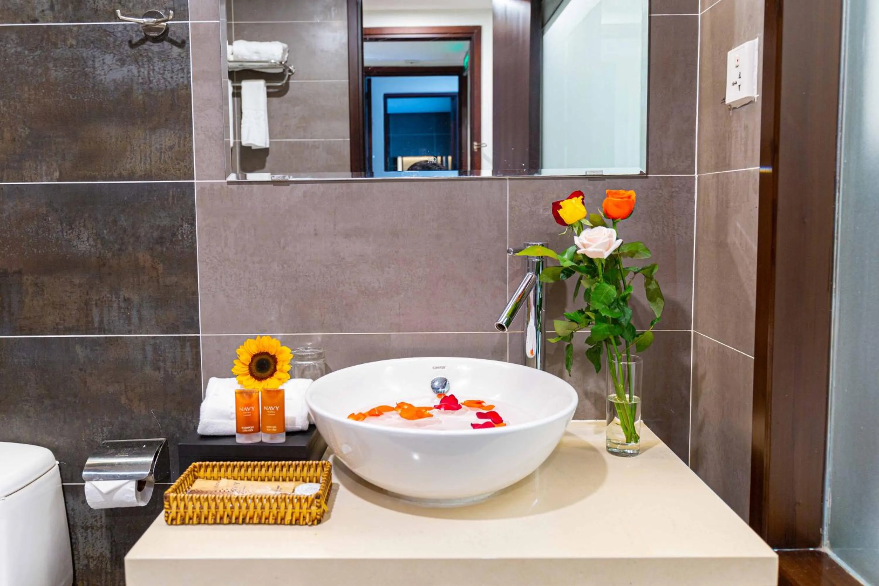 Shower in Navy Hotel Nha Trang