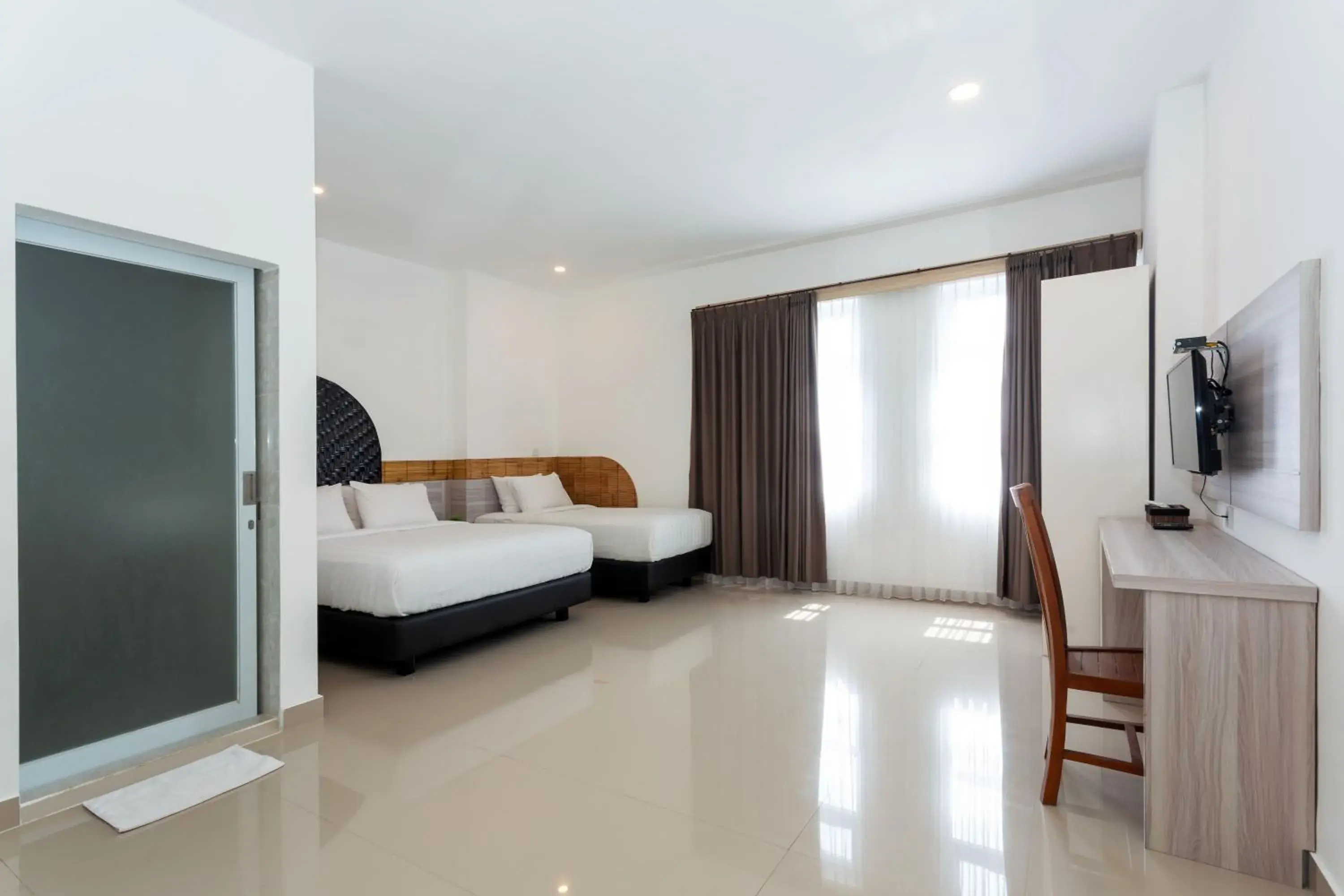 Family Suite in Cove De Tinaya Family Suite in Cove De Tinaya