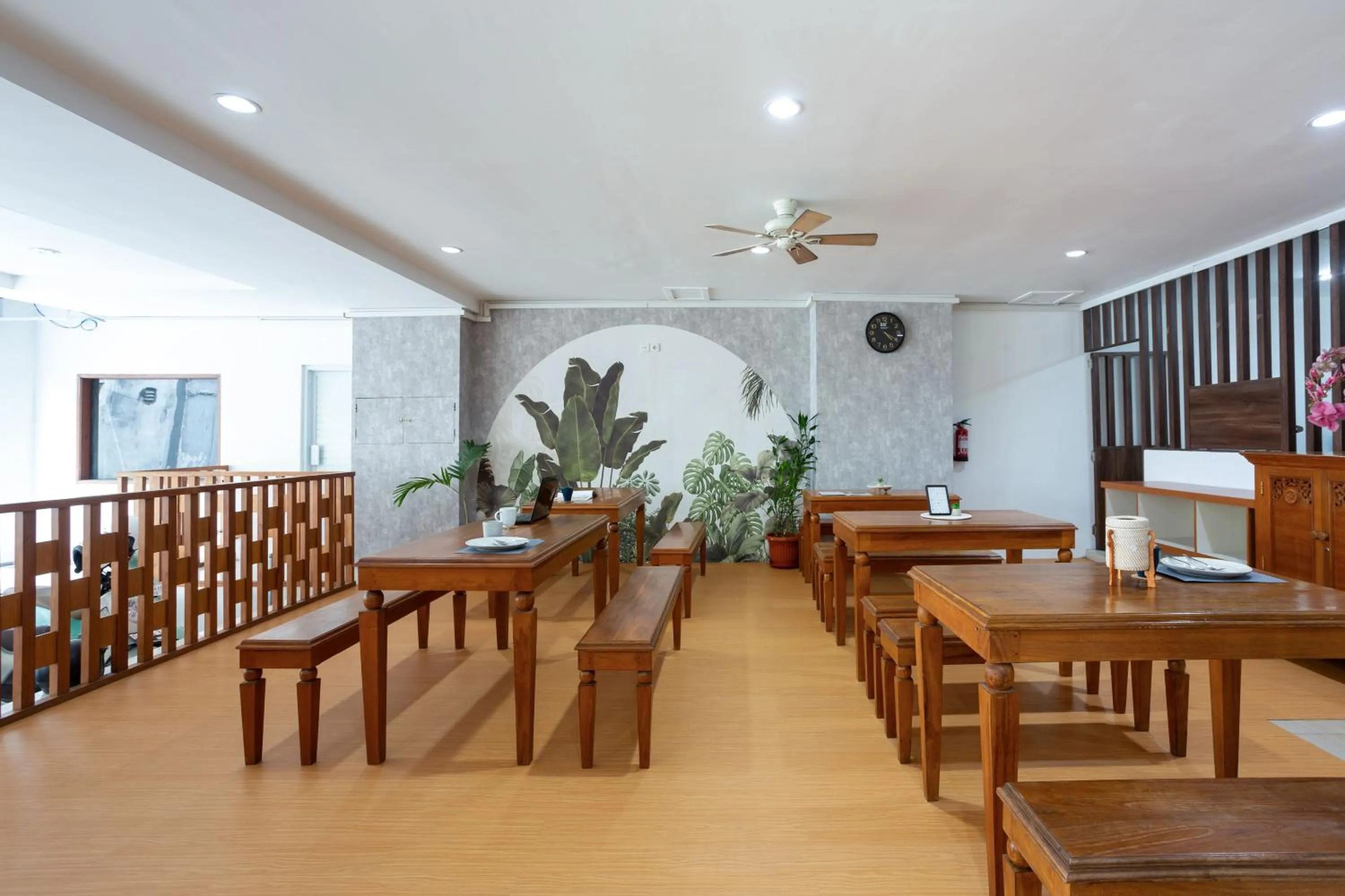 Seating area in Cove De Tinaya