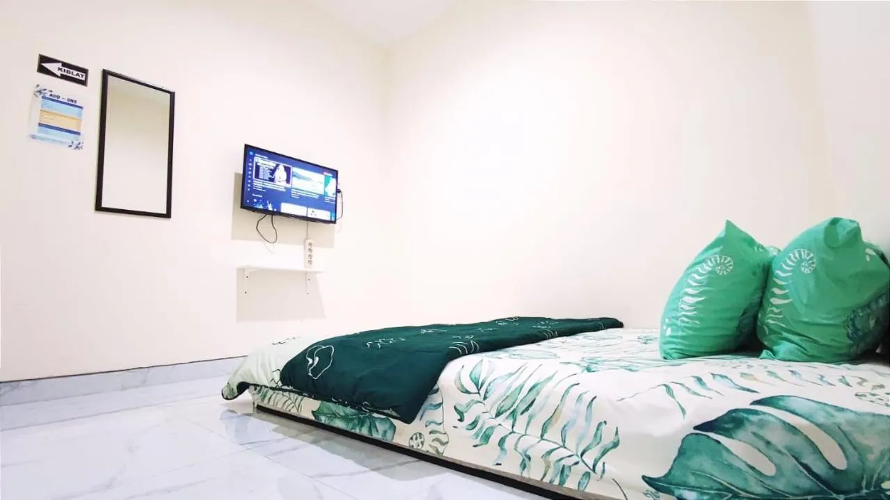 Bed in Surabaya Homey near UNAIR Syariah