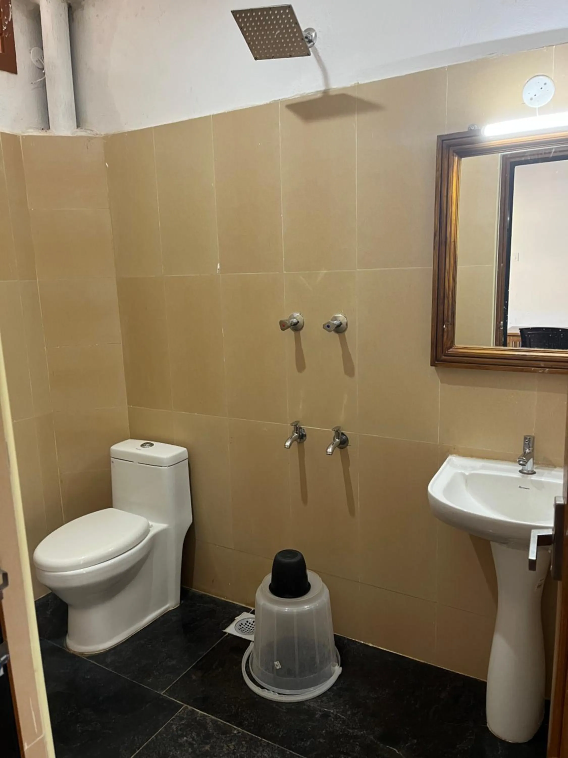 Bathroom in ANAND Beach Guesthouse by Moonrocks