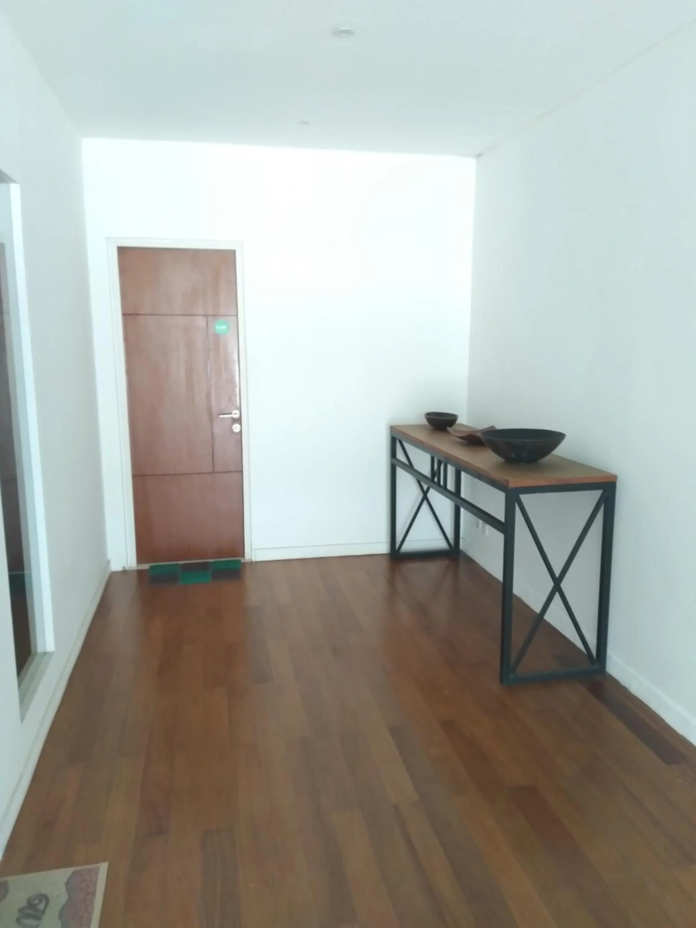 hair dresser in Poppies Senggigi Hostel