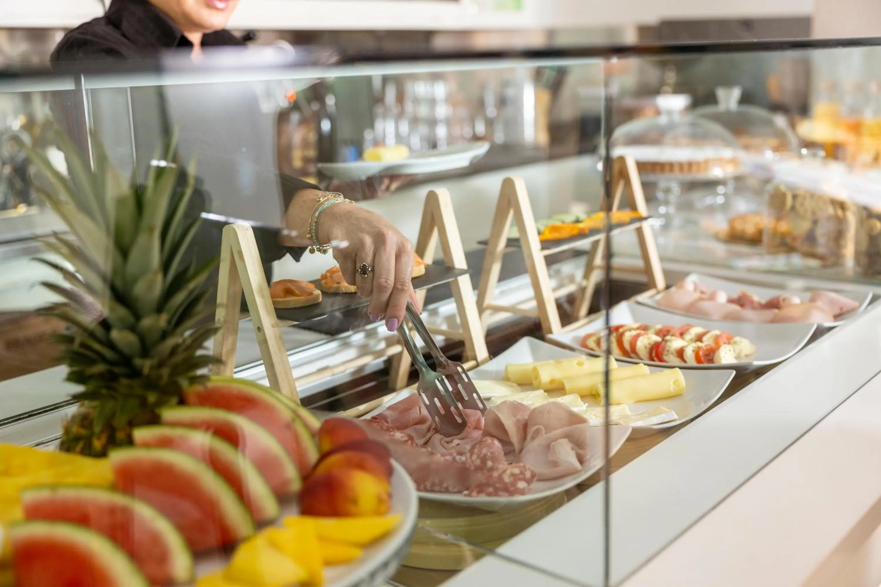 Breakfast in Boutique Hotel Sirmione