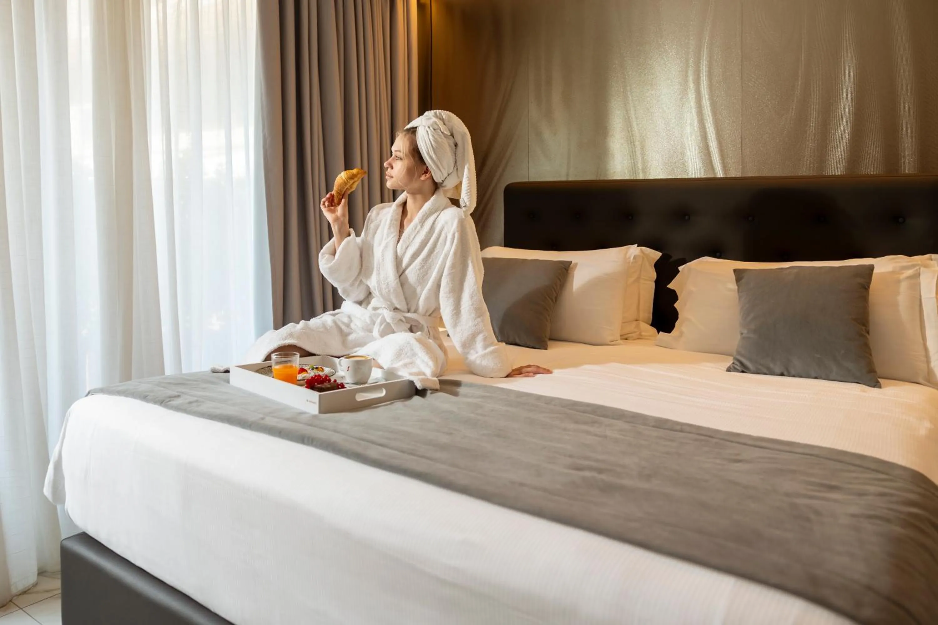 Bedroom, Bed in Boutique Hotel Sirmione