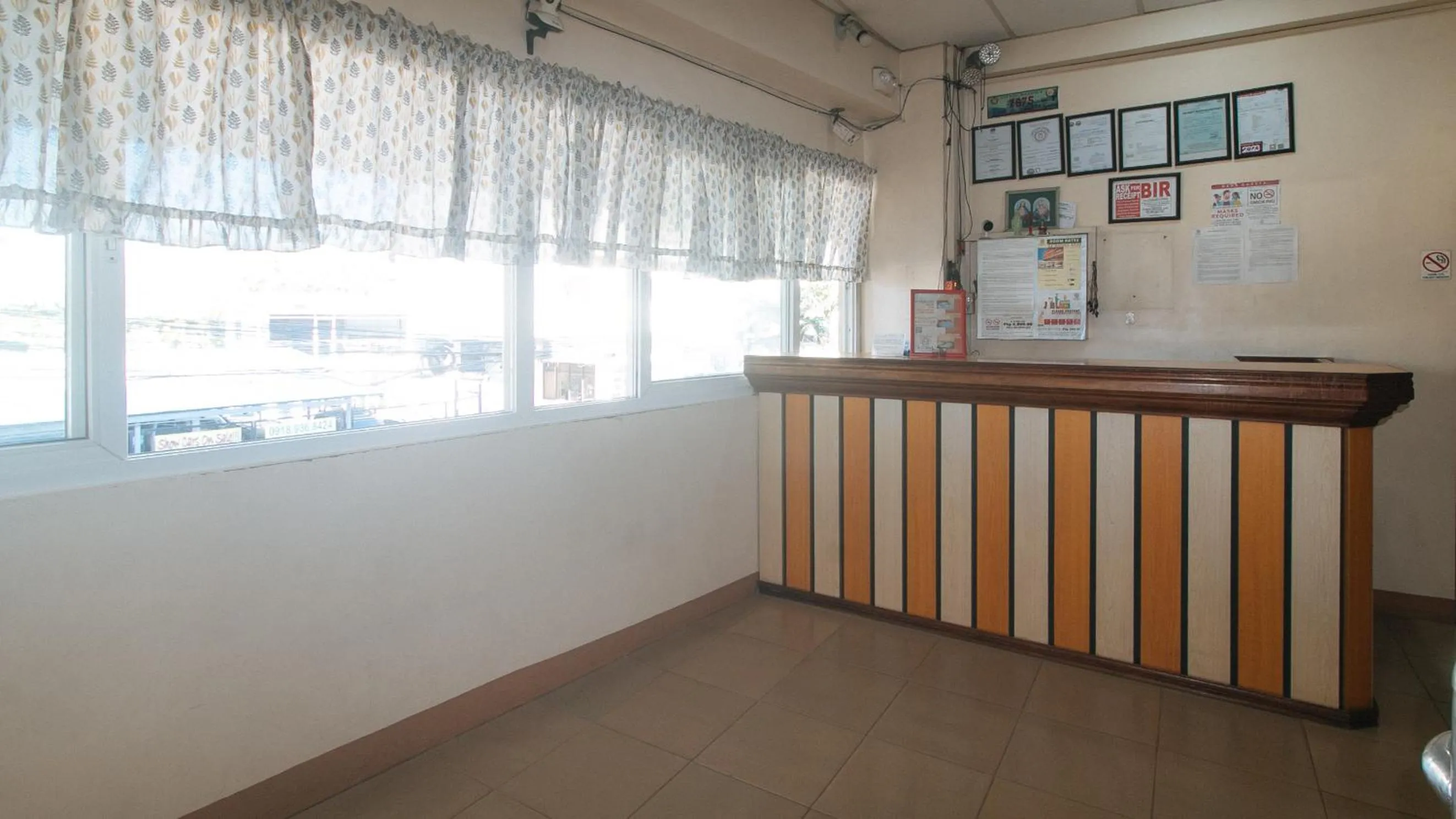 Lobby or reception in RedDoorz @ Asiana Pension Inn Mandaue City