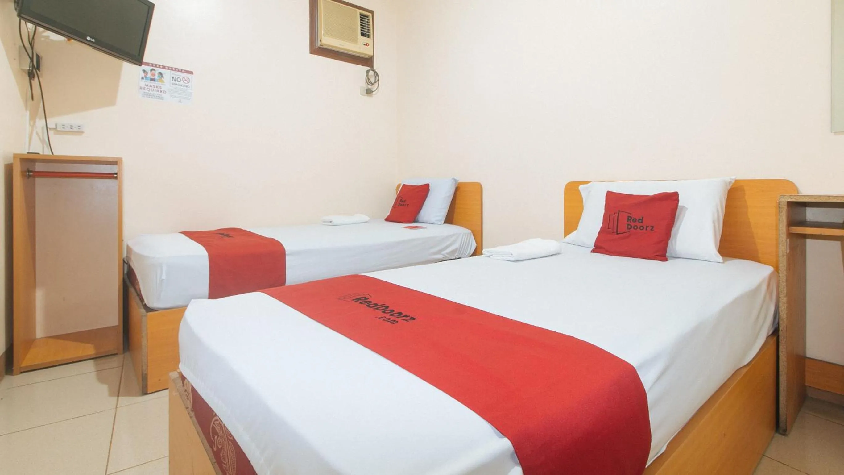 Bed in RedDoorz @ Asiana Pension Inn Mandaue City