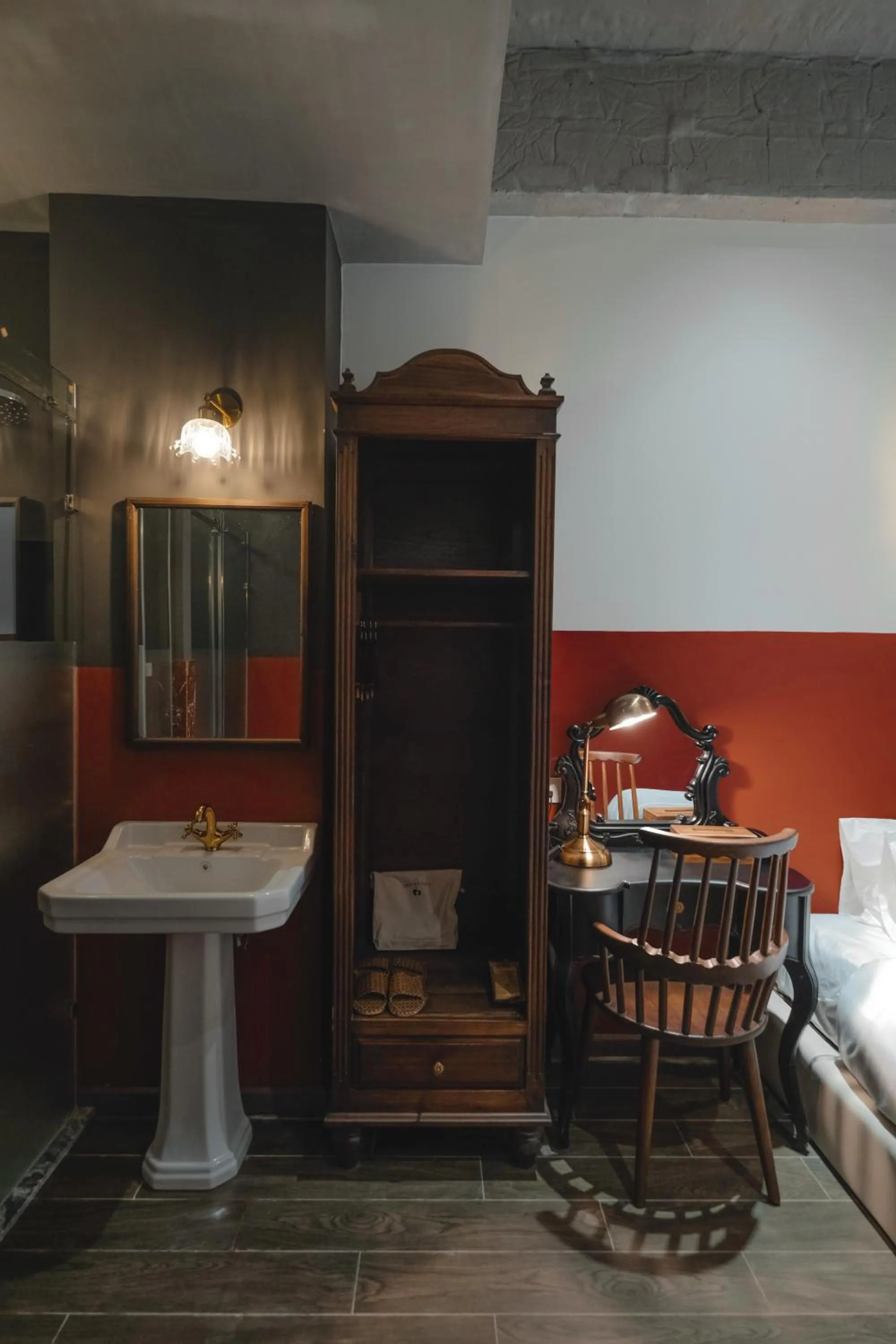 Bedroom in The Chum Boutique