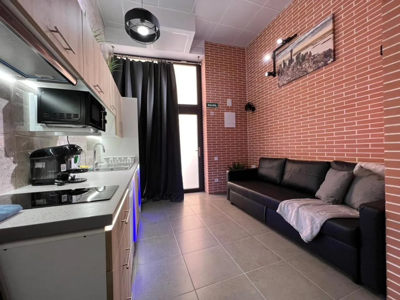 TV and multimedia in Carcaixent 24