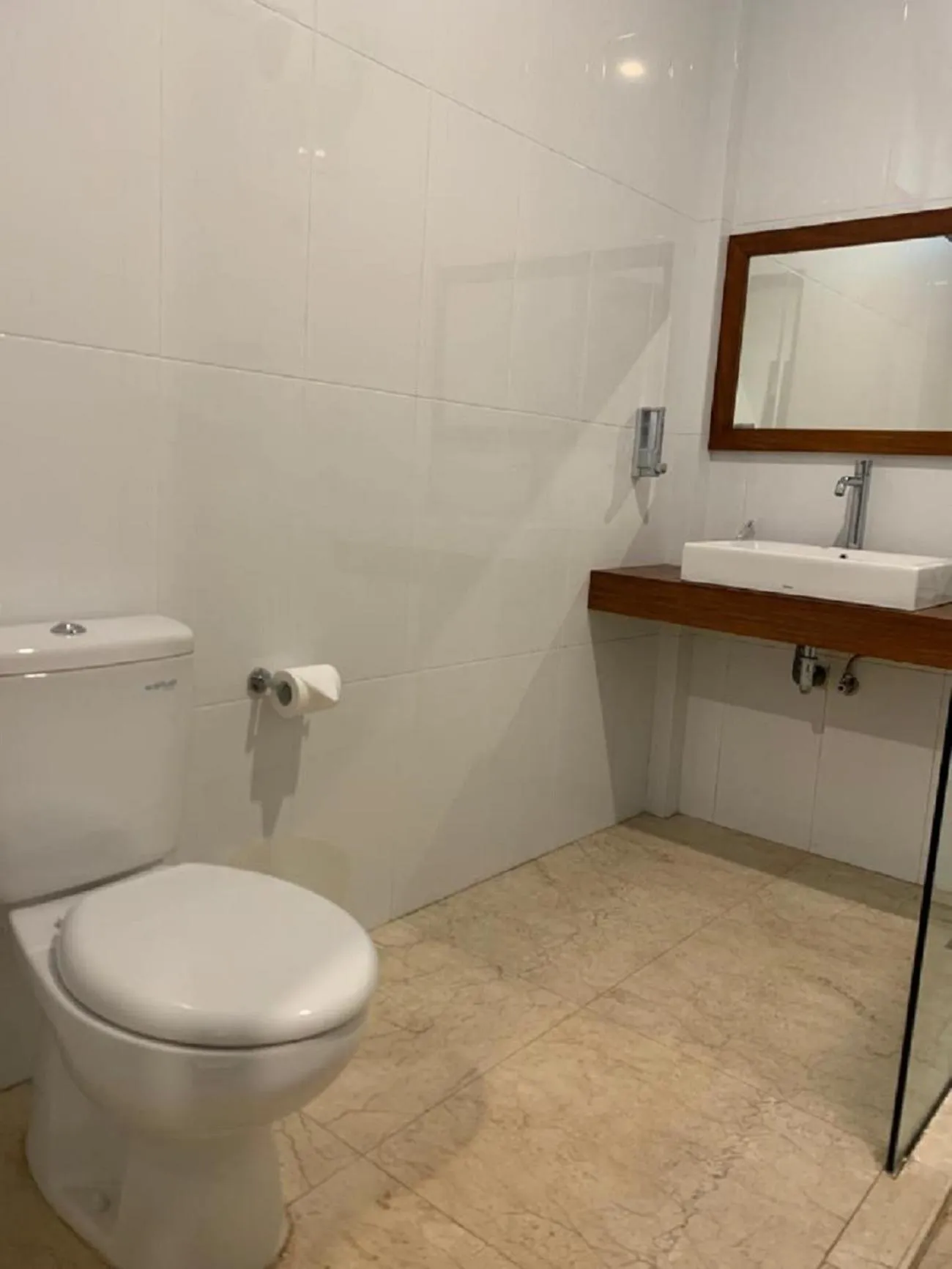 Hotel & Villa Bukit Indah Saumlaki by LeGreen