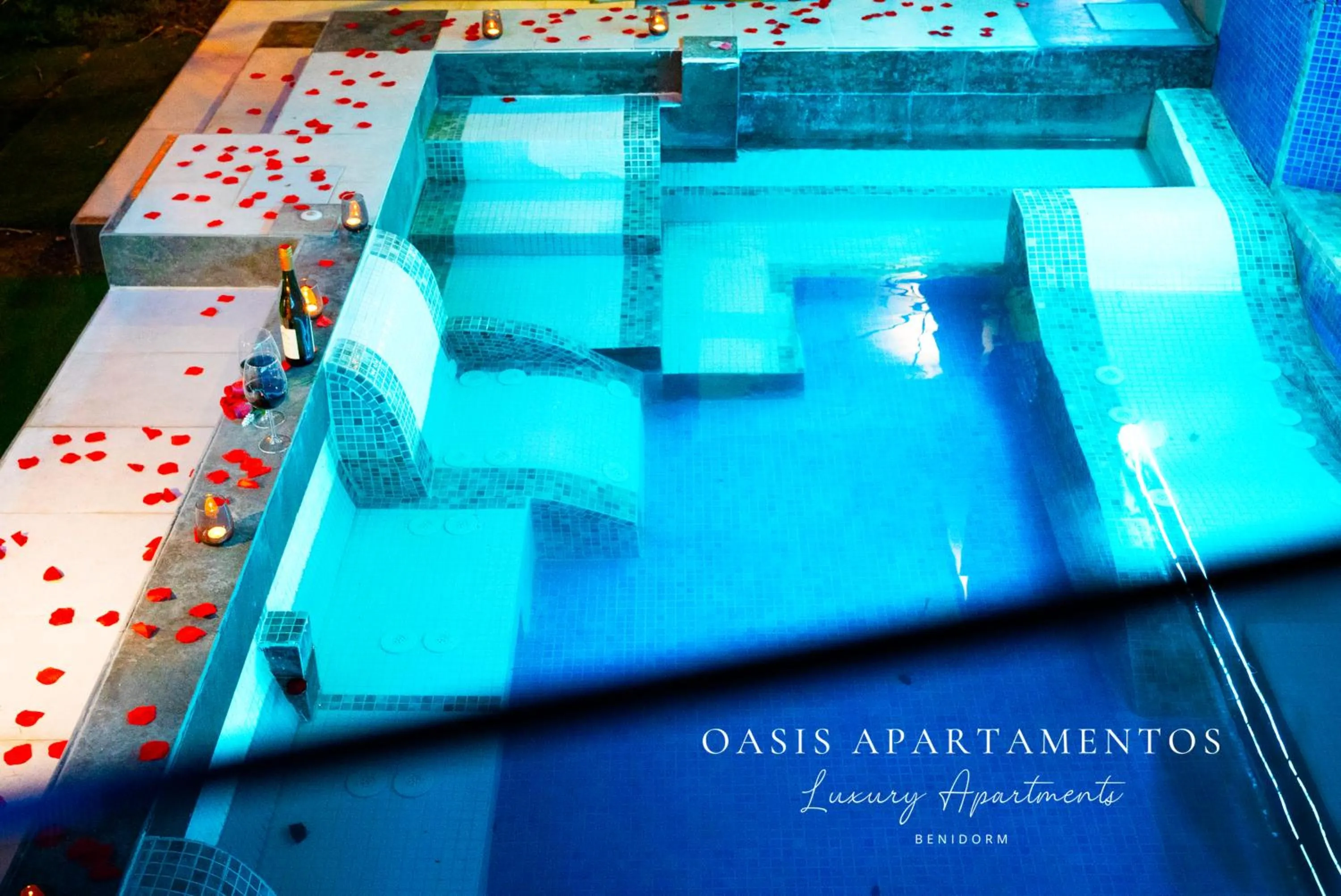 APARTAMENTOS OASIS DE LA CALA