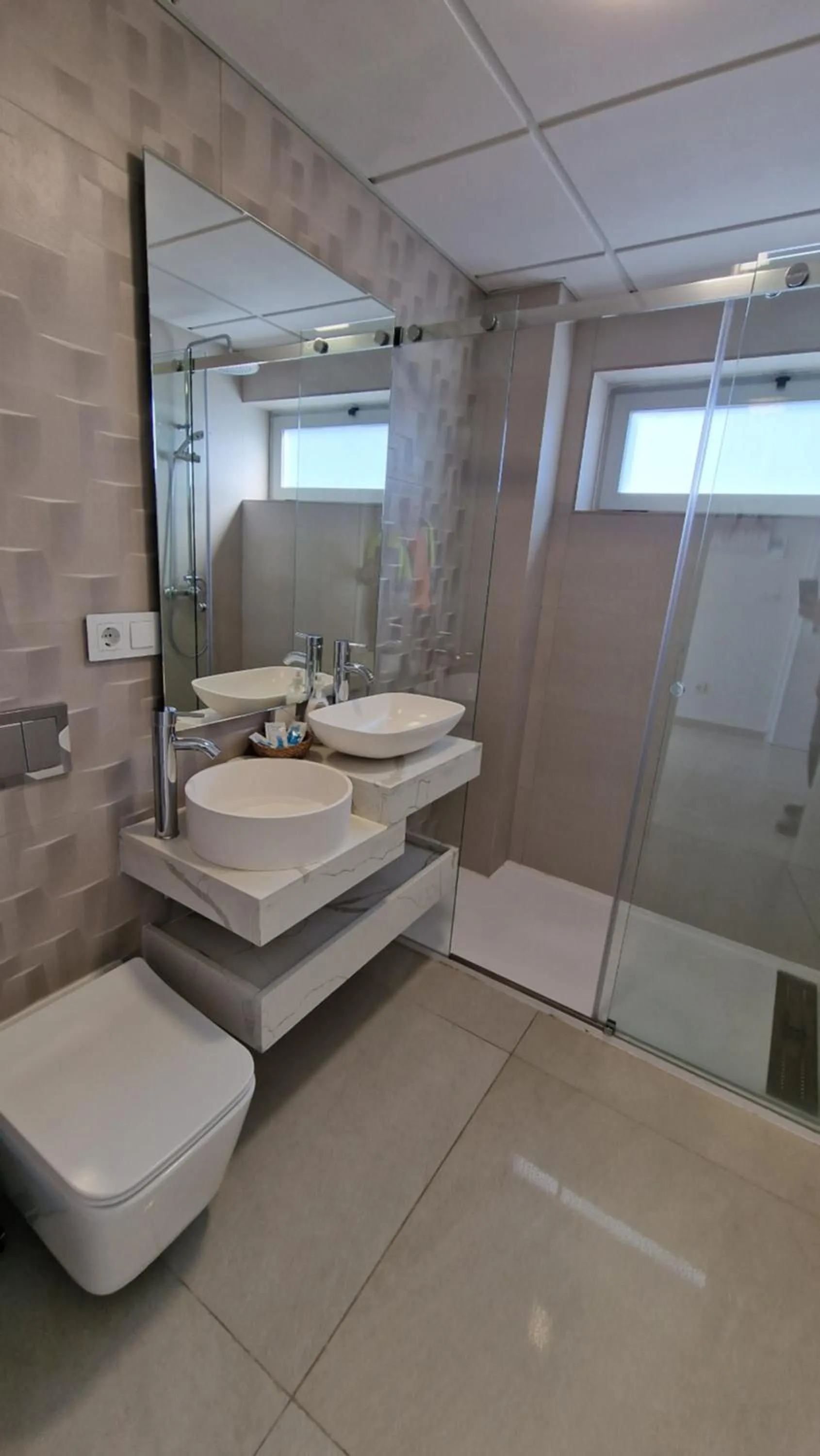 APARTAMENTOS OASIS DE LA CALA