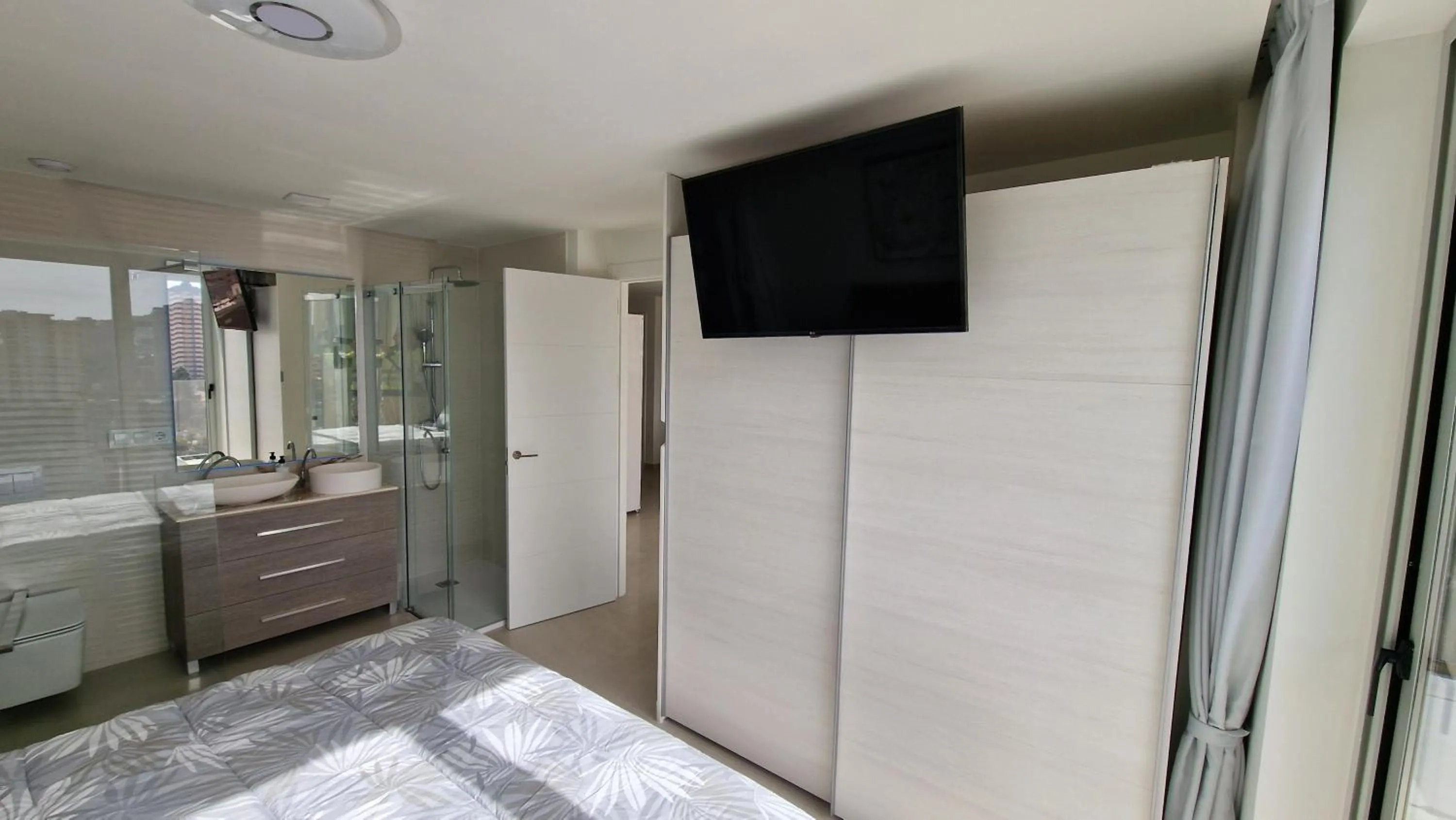 APARTAMENTOS OASIS DE LA CALA