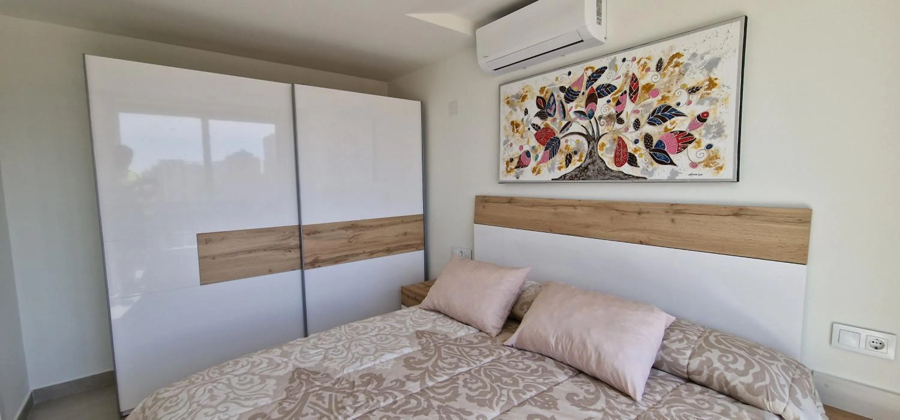 Bedroom, Bed in APARTAMENTOS OASIS DE LA CALA