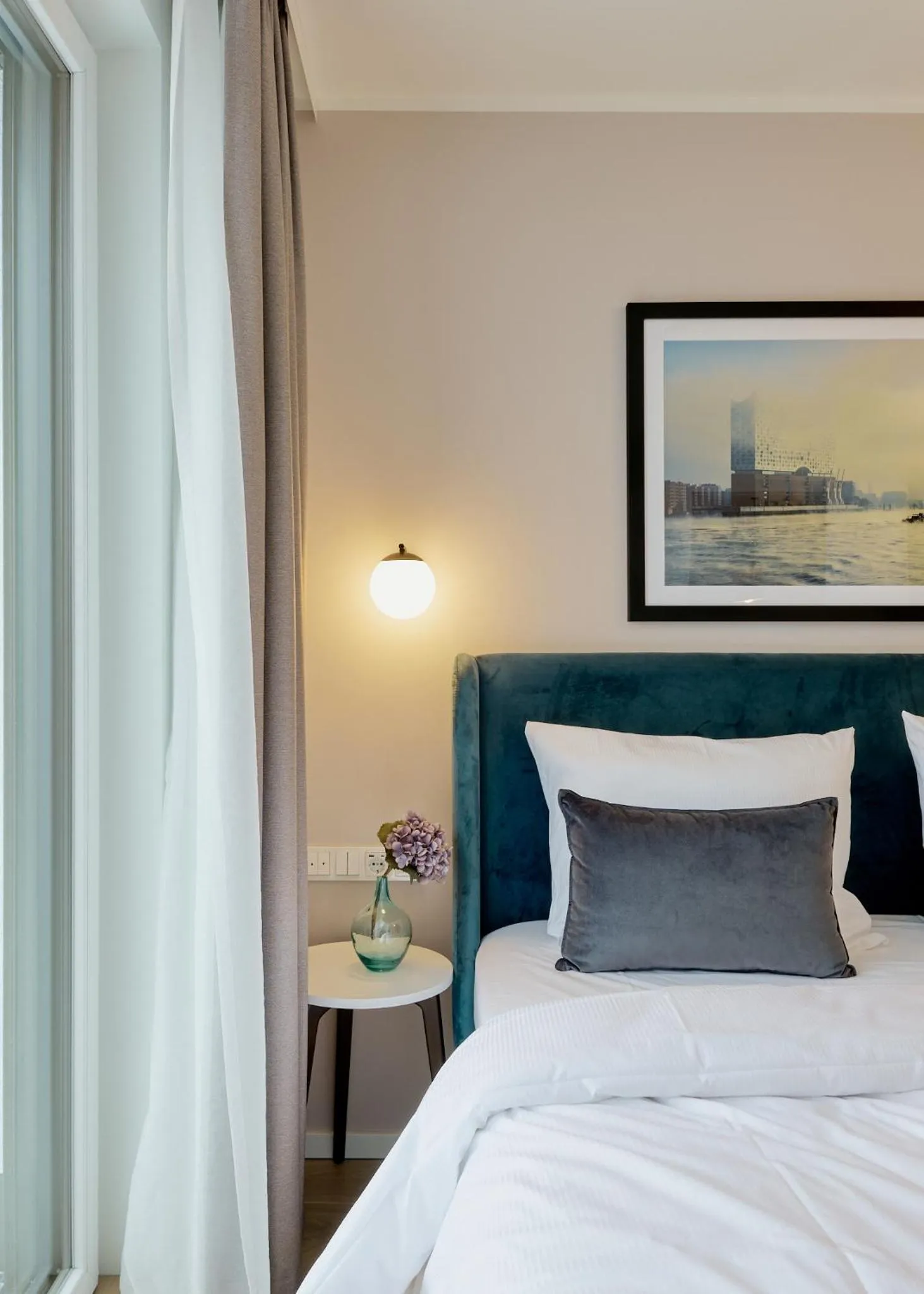 Bed in Arbio I Makro Apartments