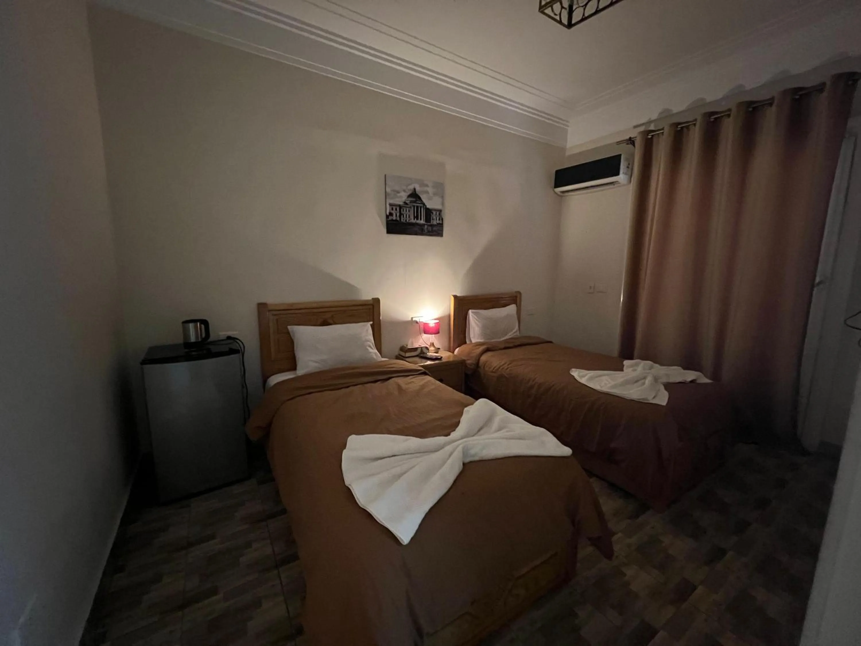 Photo of the whole room, Bed in Central Cairo Hotel