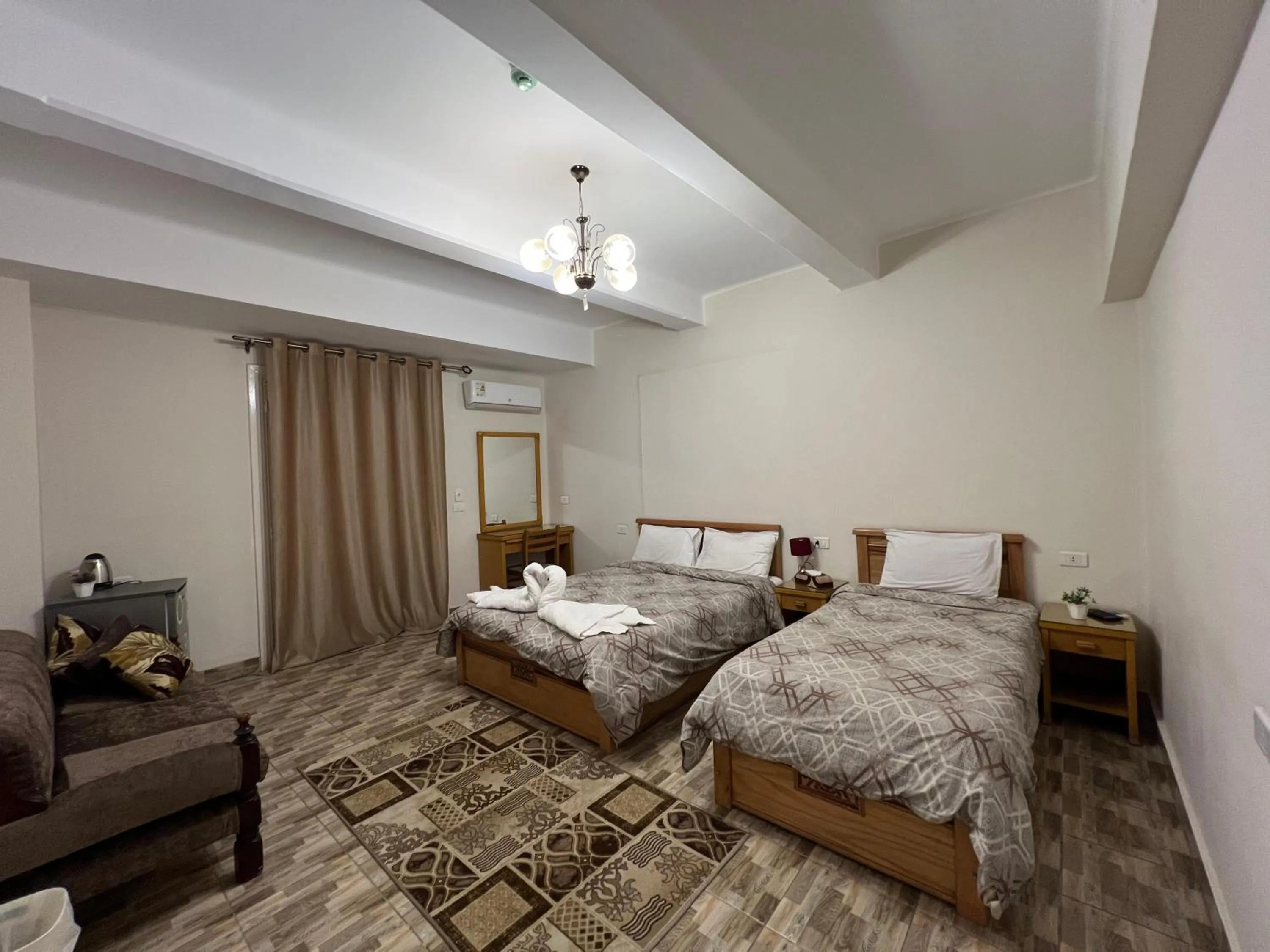 Photo of the whole room, Bed in Central Cairo Hotel