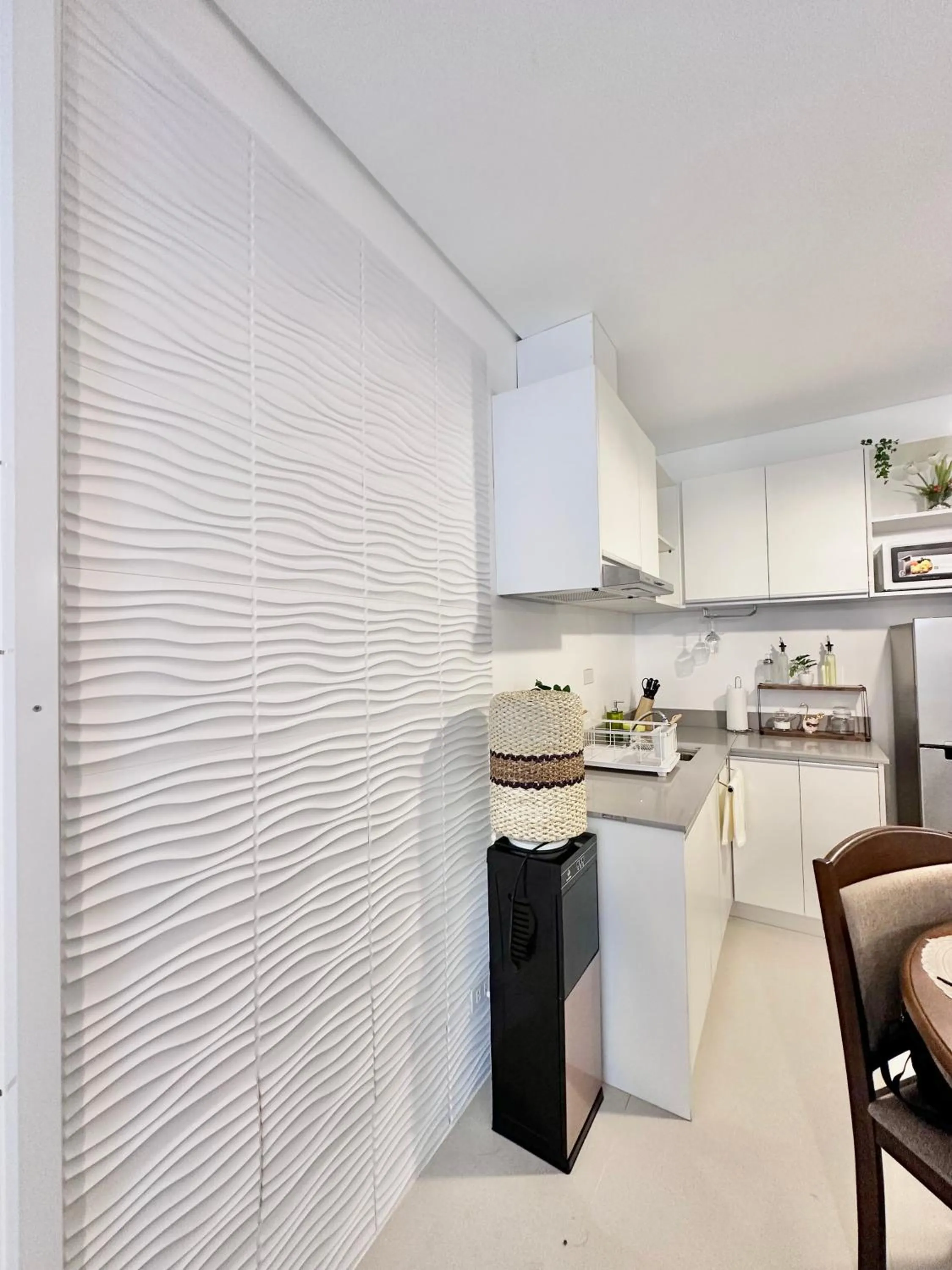 Scandinavian 1 BR beside SM CDO w POOL and Netflix