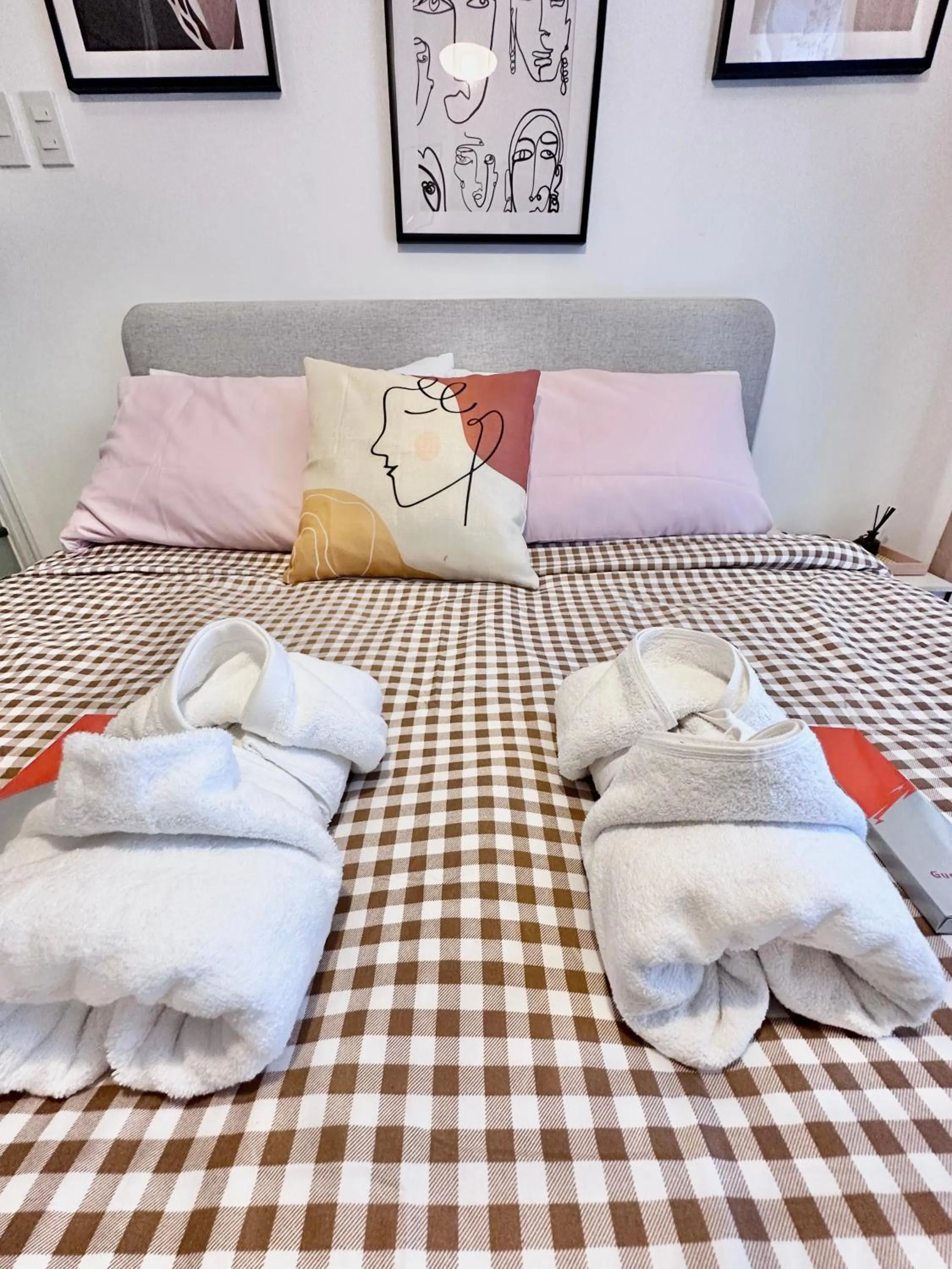 Bed in Scandinavian 1 BR beside SM CDO w POOL and Netflix