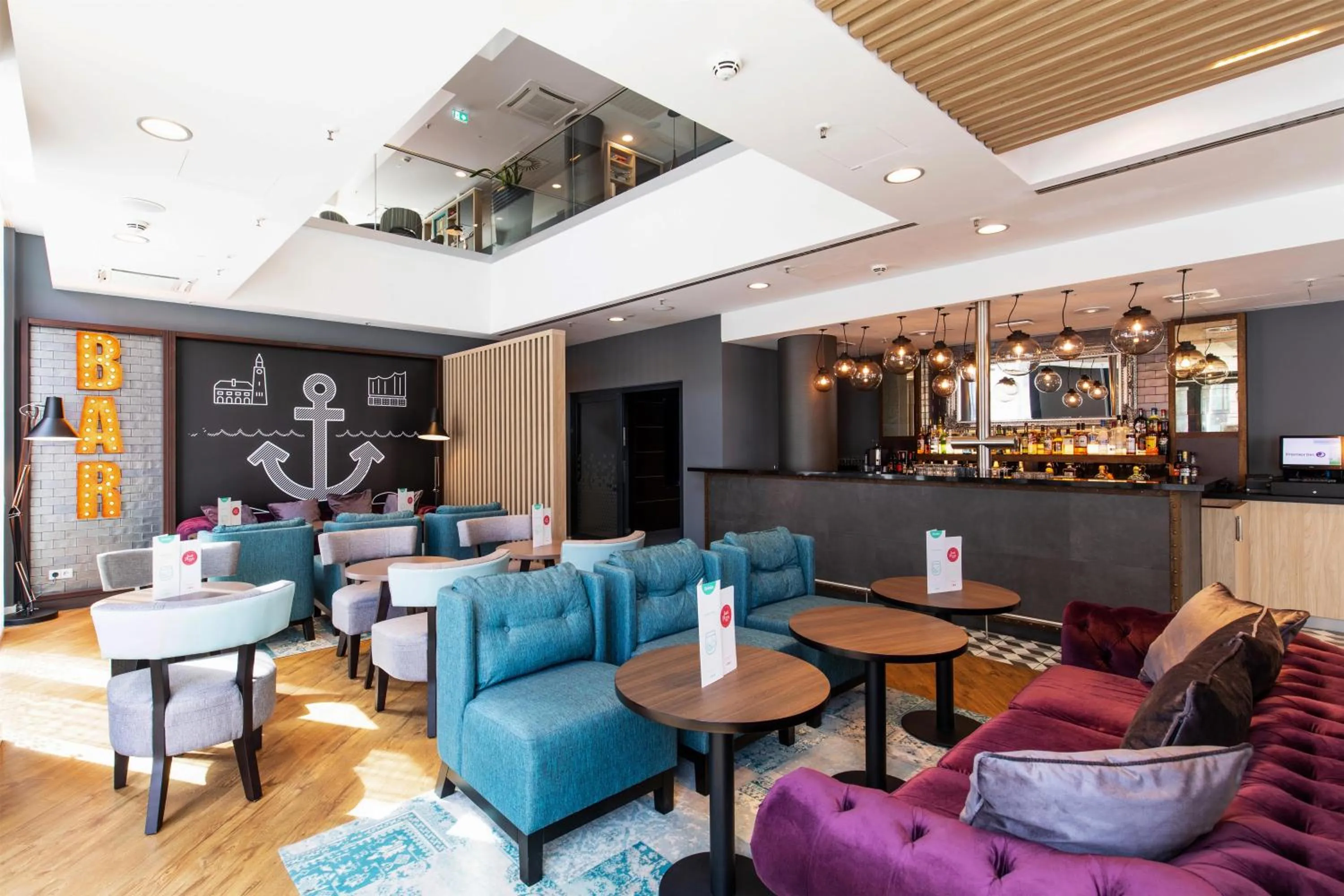 Lobby or reception in Premier Inn Hamburg City Hammerbrook