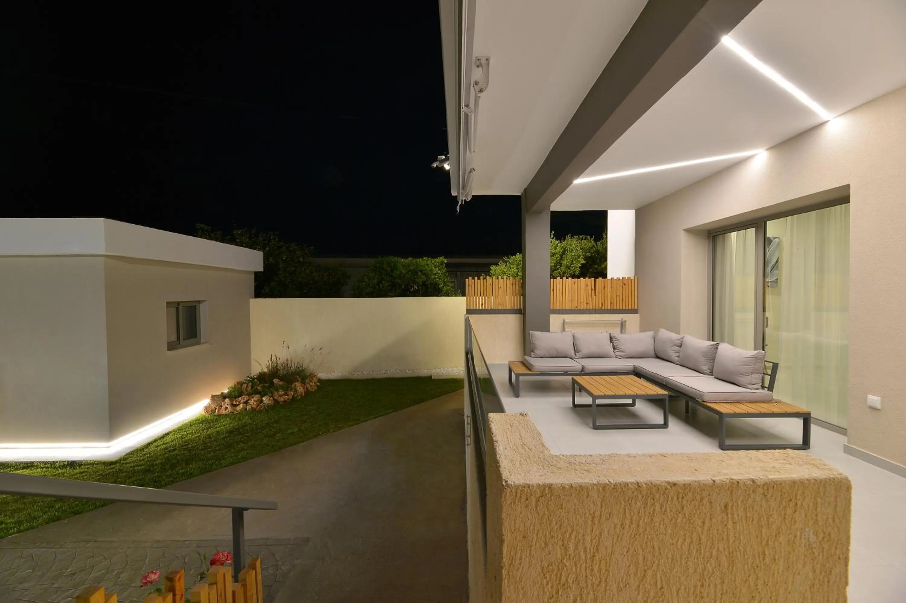 Night in Swan Paradise Residences