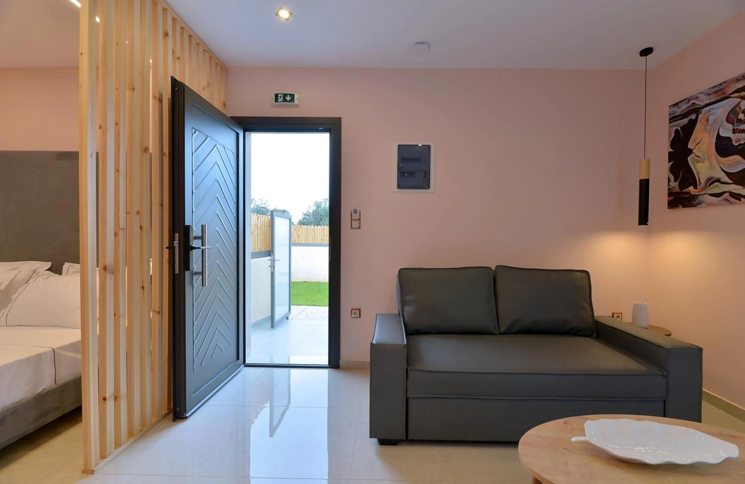 Photo of the whole room, Bed in Swan Paradise Residences