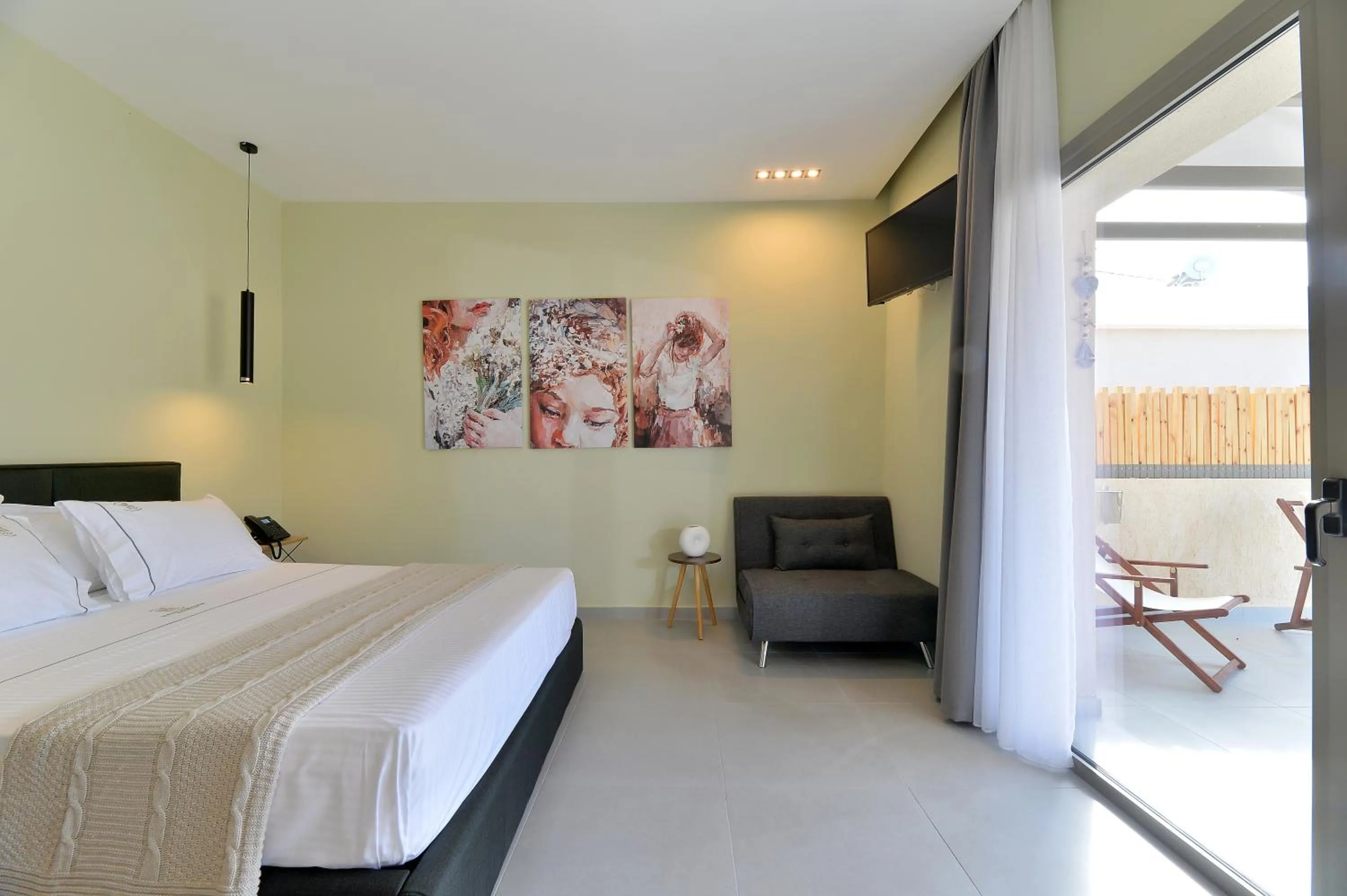 Bedroom, Bed in Swan Paradise Residences