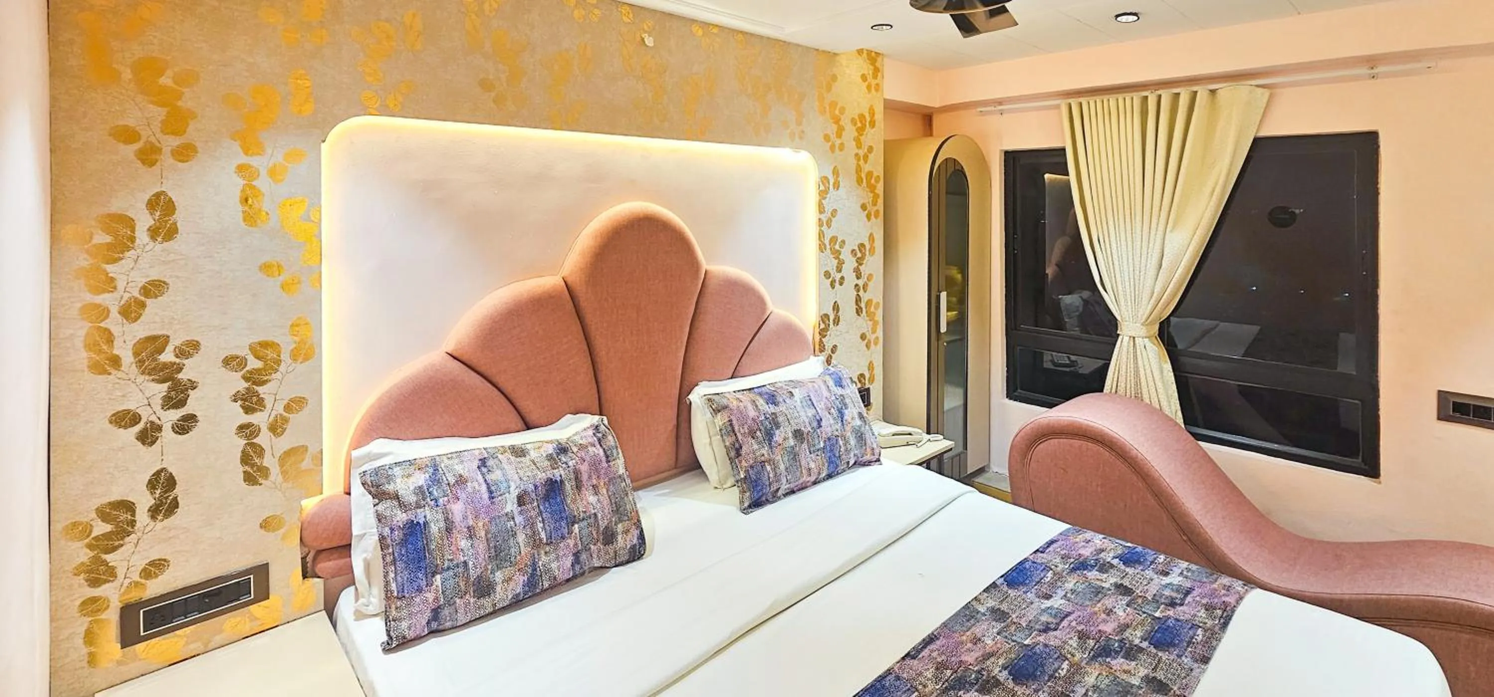 Bed in Hotel Nova Bling