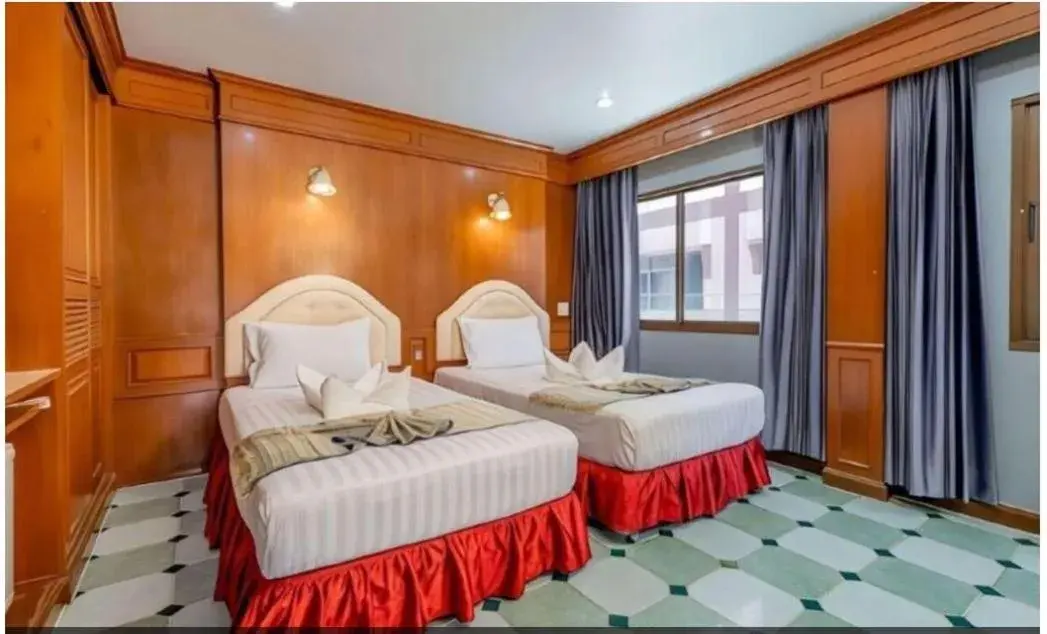 Standard Twin Room in Patong Social Hotel & Restaurant Standard Twin Room in Patong Social Hotel & Restaurant