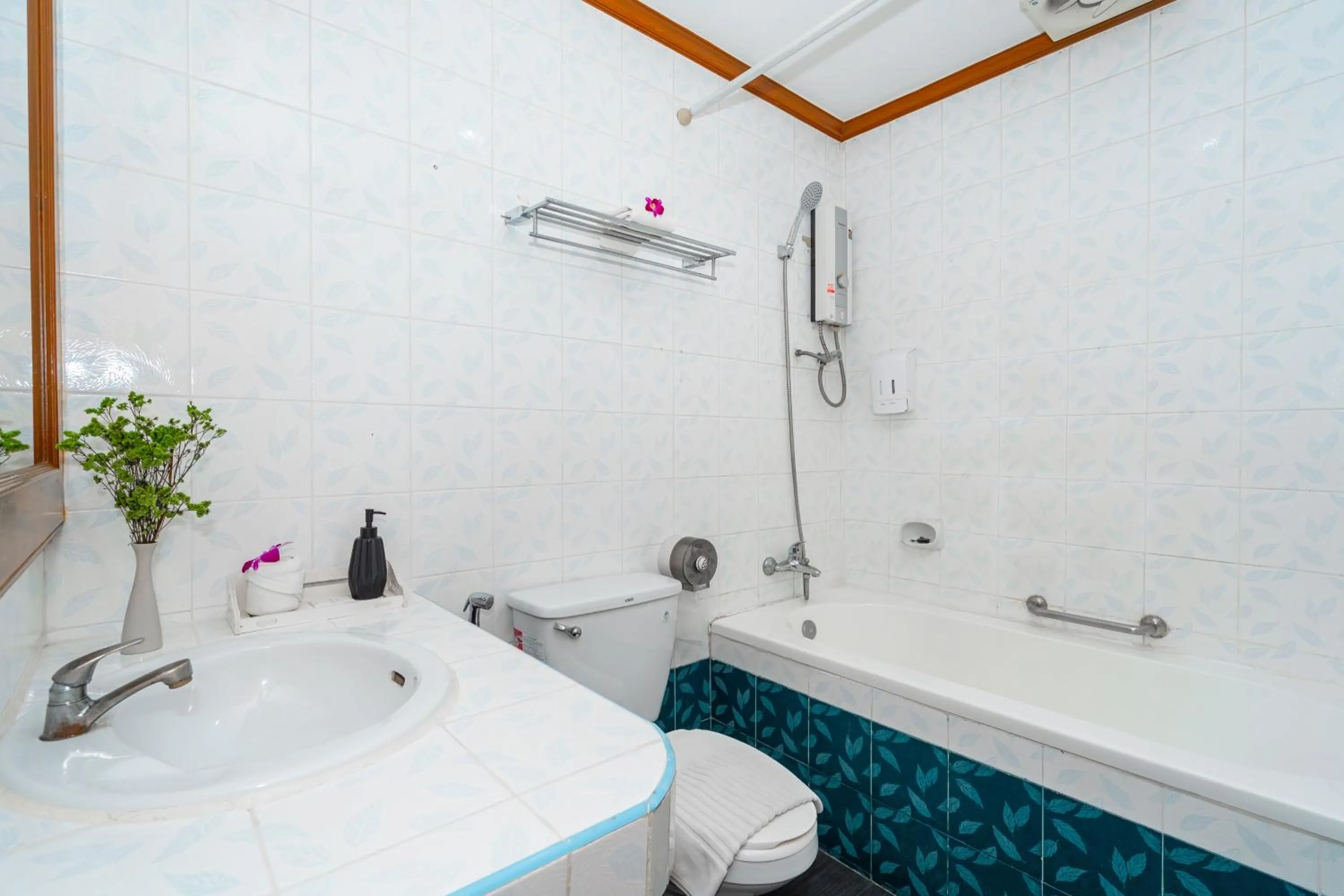 Bathroom in Patong Social Hotel & Restaurant