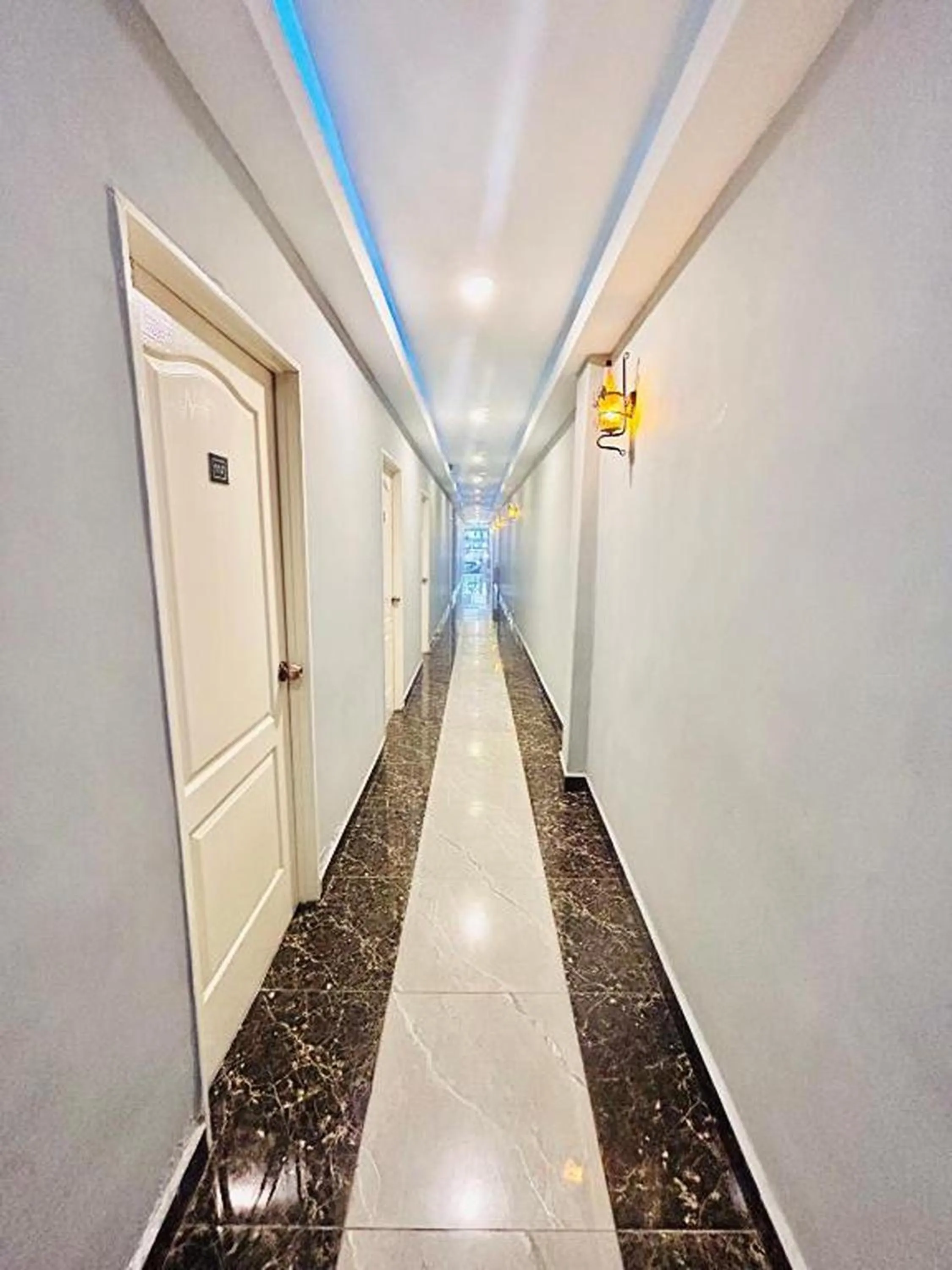 Property building in Hotel Dlima Inn Bukit Bintang