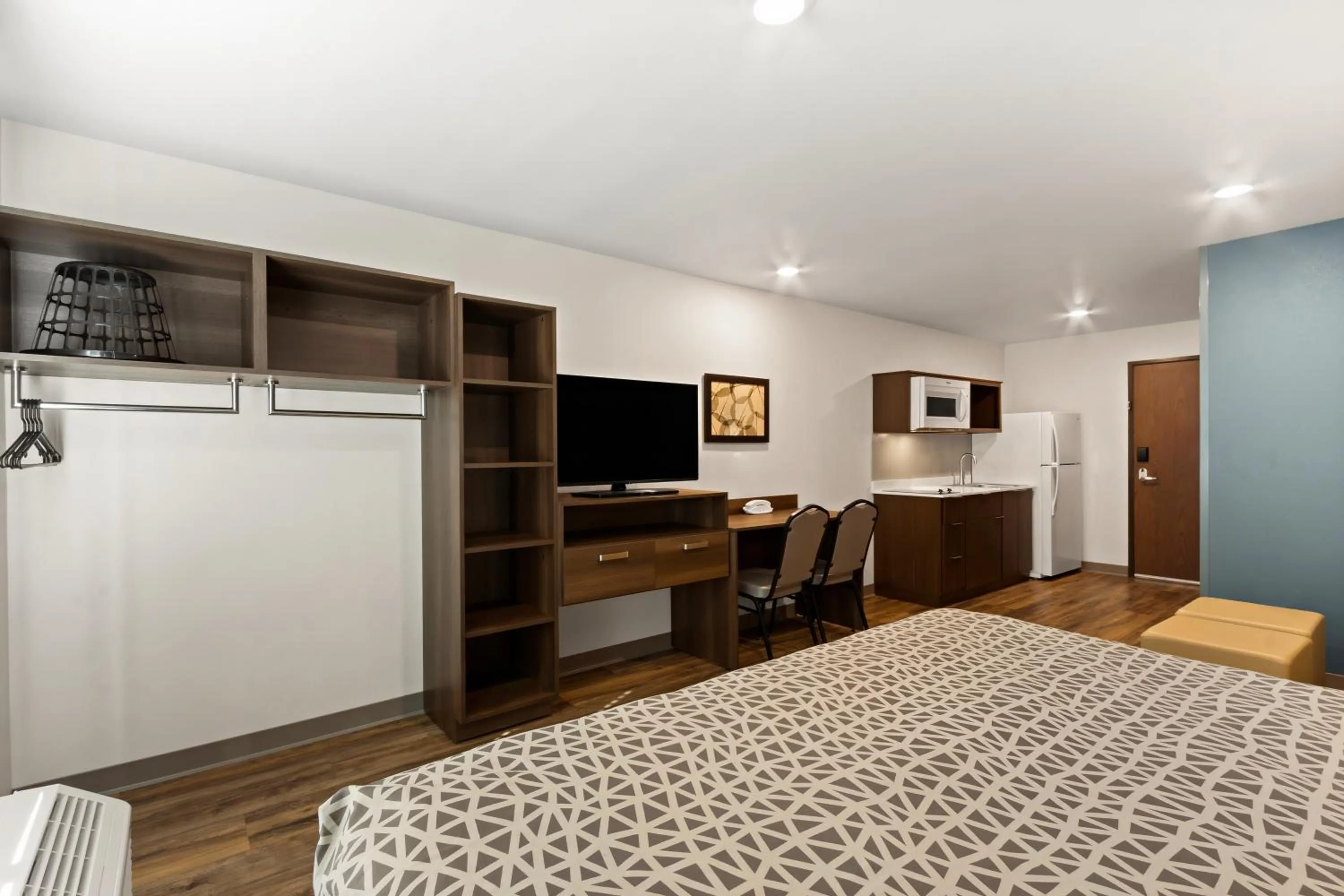 Bedroom in WoodSpring Suites Tolleson - Phoenix West