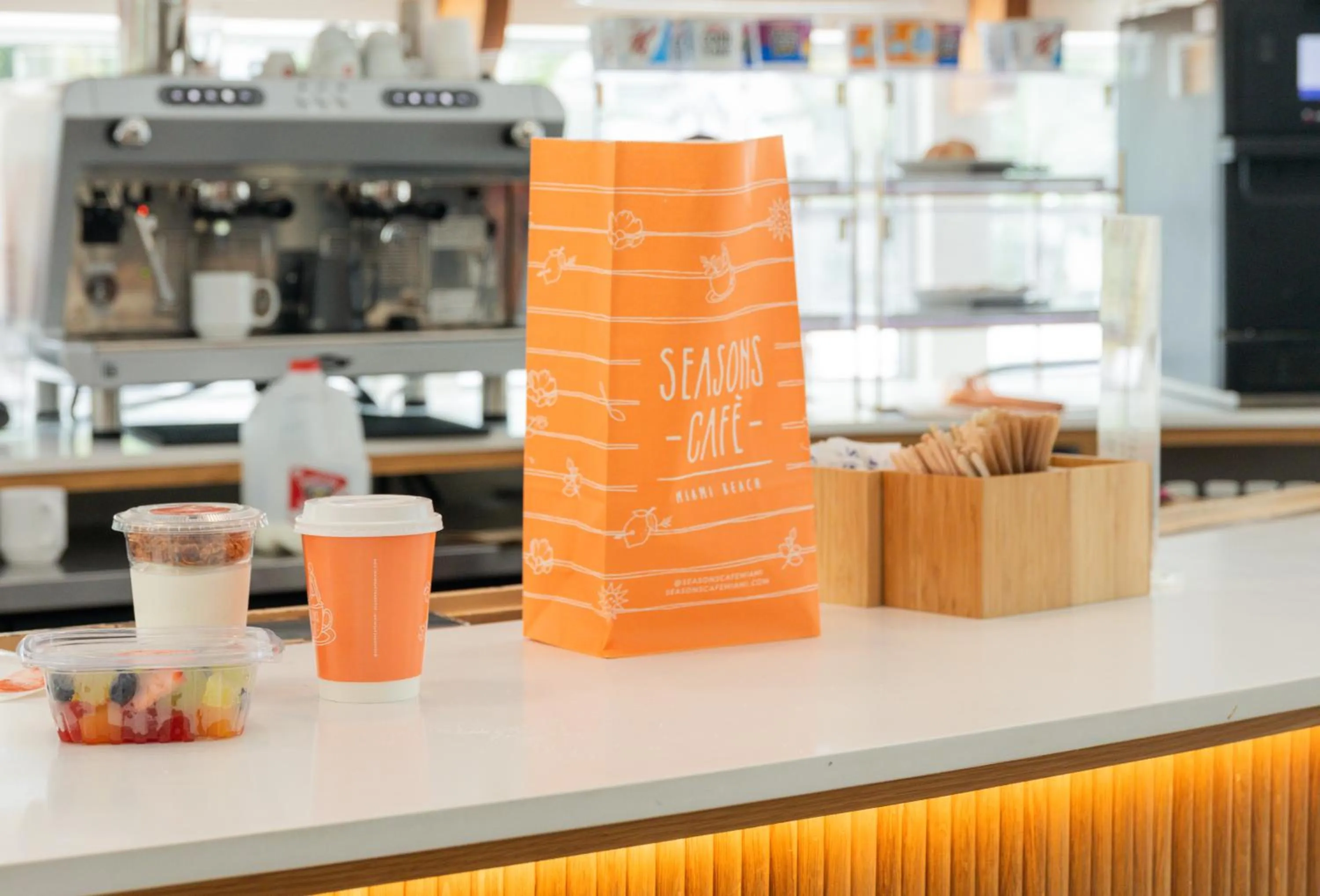 Restaurant/places to eat in Kenmore Village Hotel, South Beach