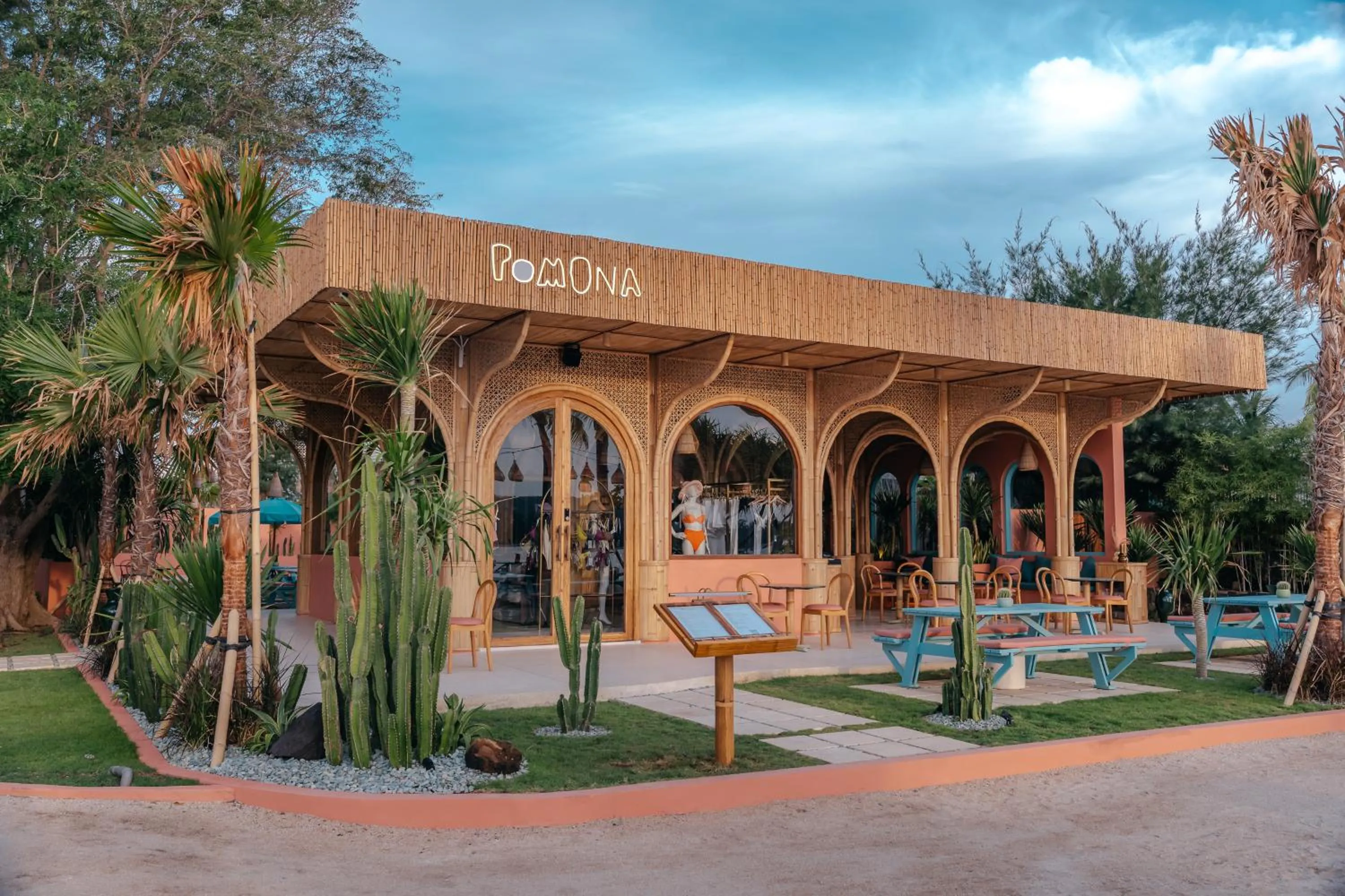 Restaurant/places to eat in BASK Gili Meno