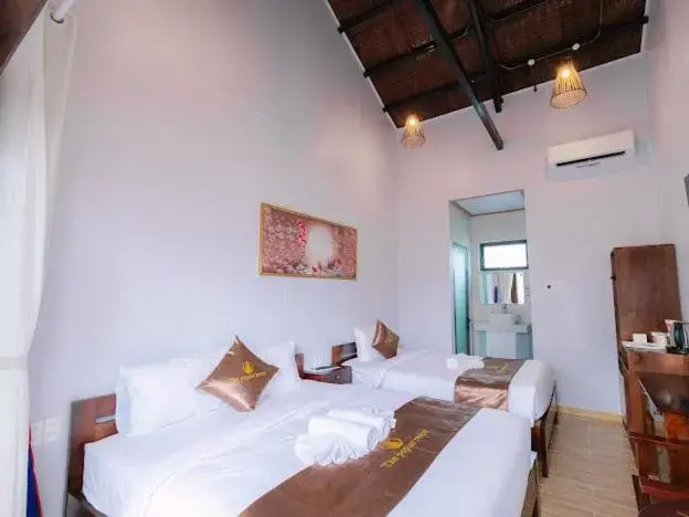Superior Triple Room in The Poplar Resort Phú Quốc Superior Triple Room in The Poplar Resort Phú Quốc