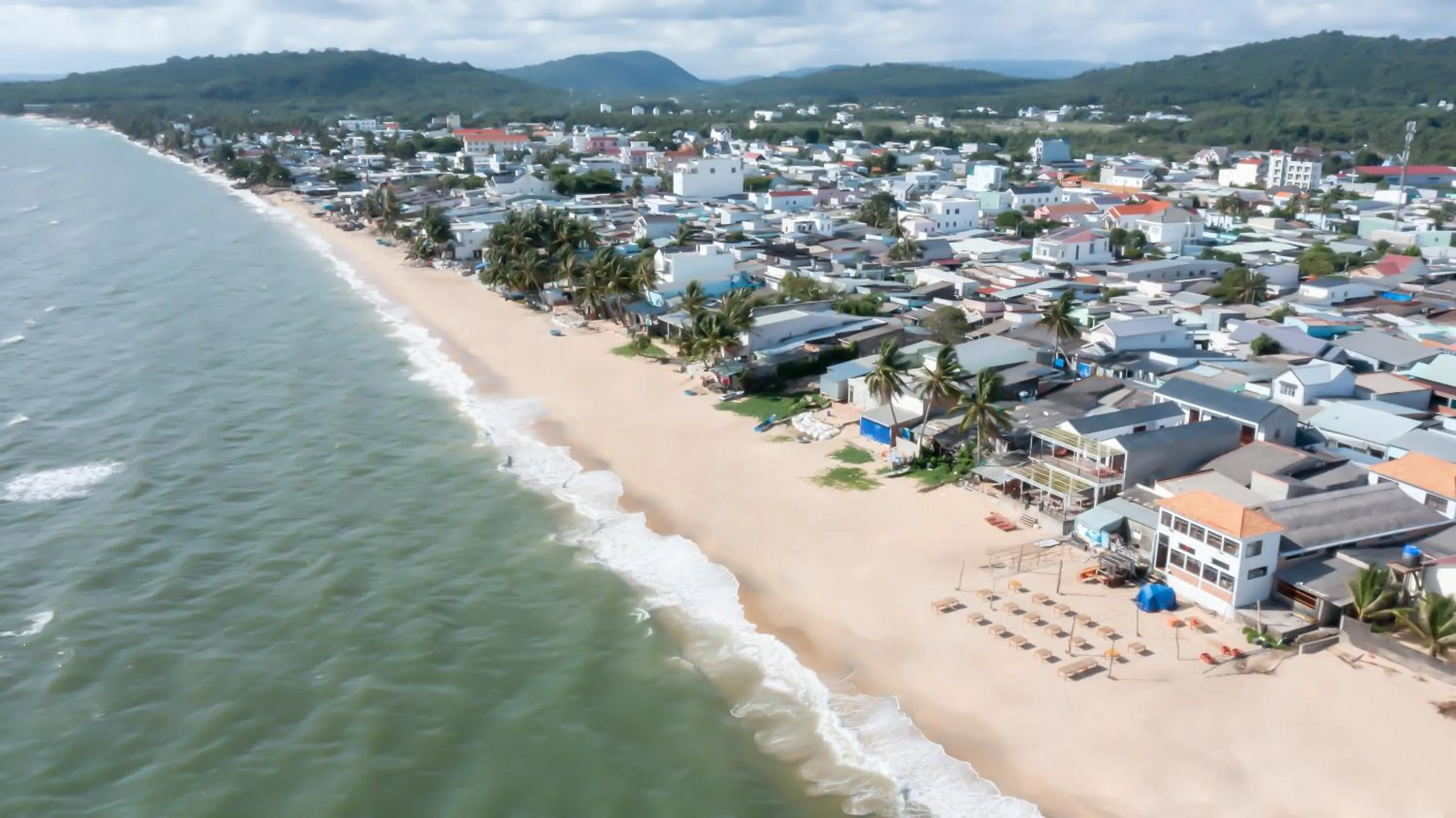 Beach in The Poplar Resort Phú Quốc