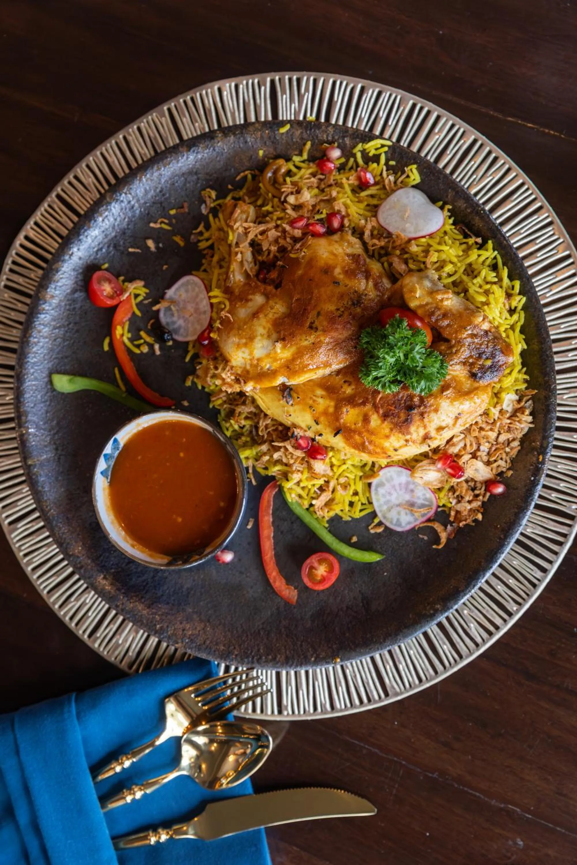 Restaurant/places to eat in Bandalo Boutique Hotel - Patong Beach Road